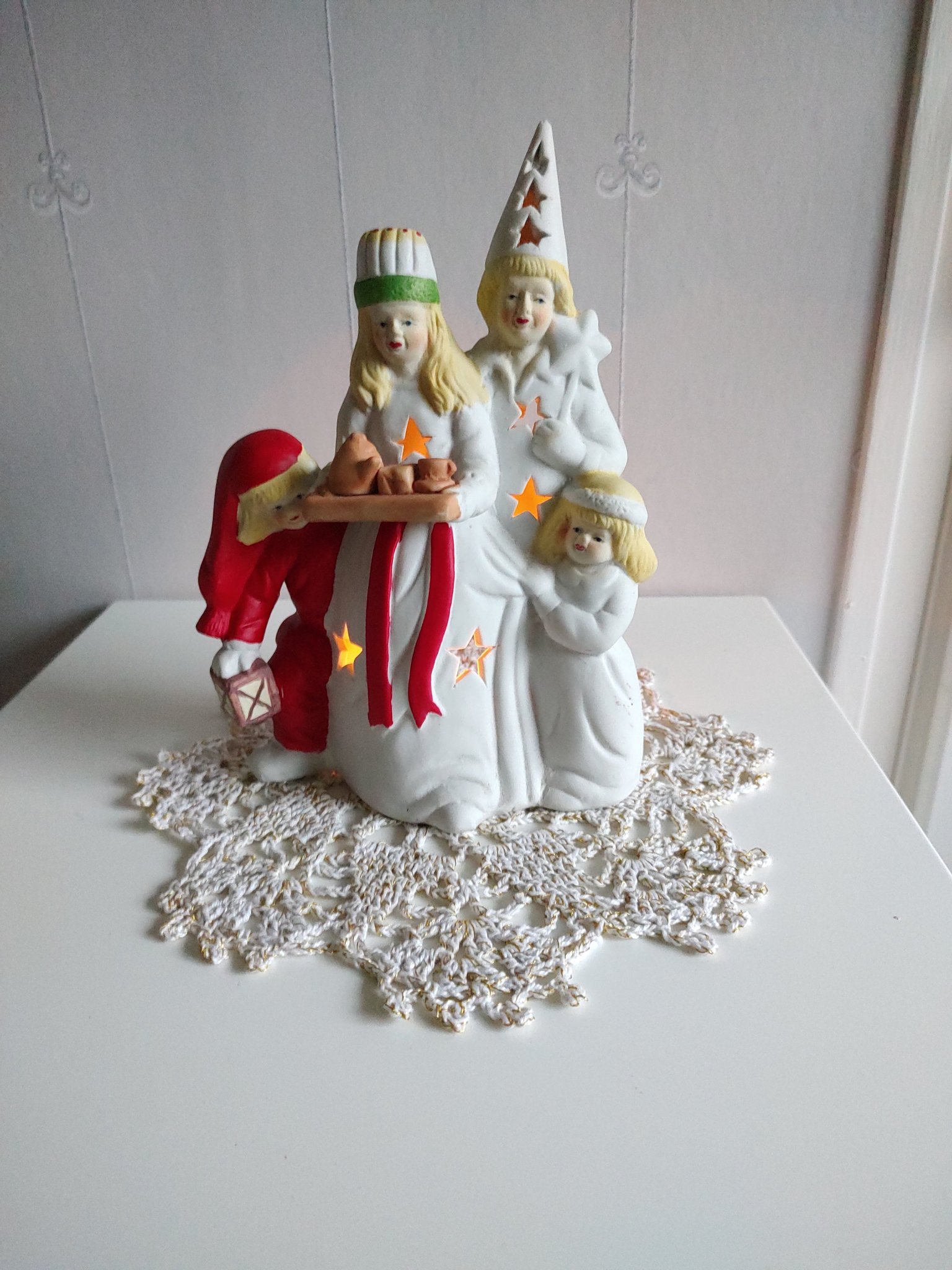 Lucia / Luciatåg Ljuslykta Advent Jul Köp på Tradera (564846535)