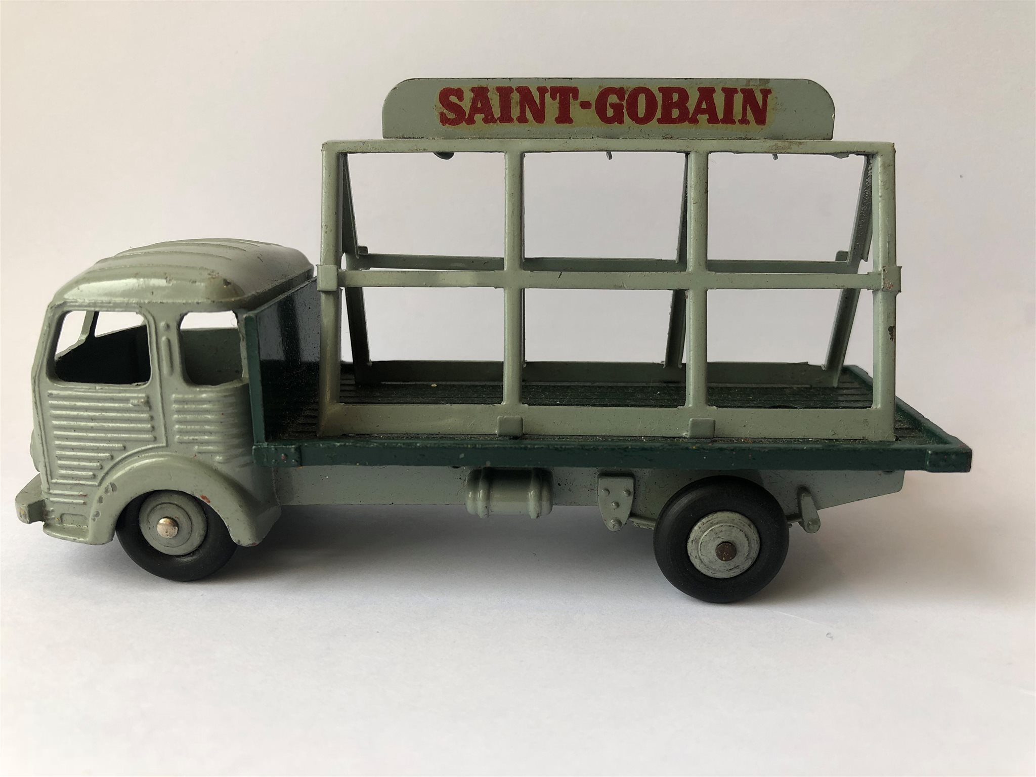 Dinky Toys, Simca Cargo. Glastransport, lastbil.. (327334864) ᐈ Köp på ...