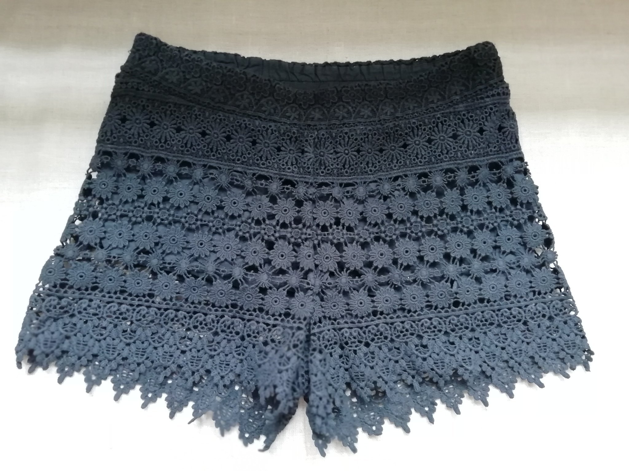 virkade shorts gina tricot