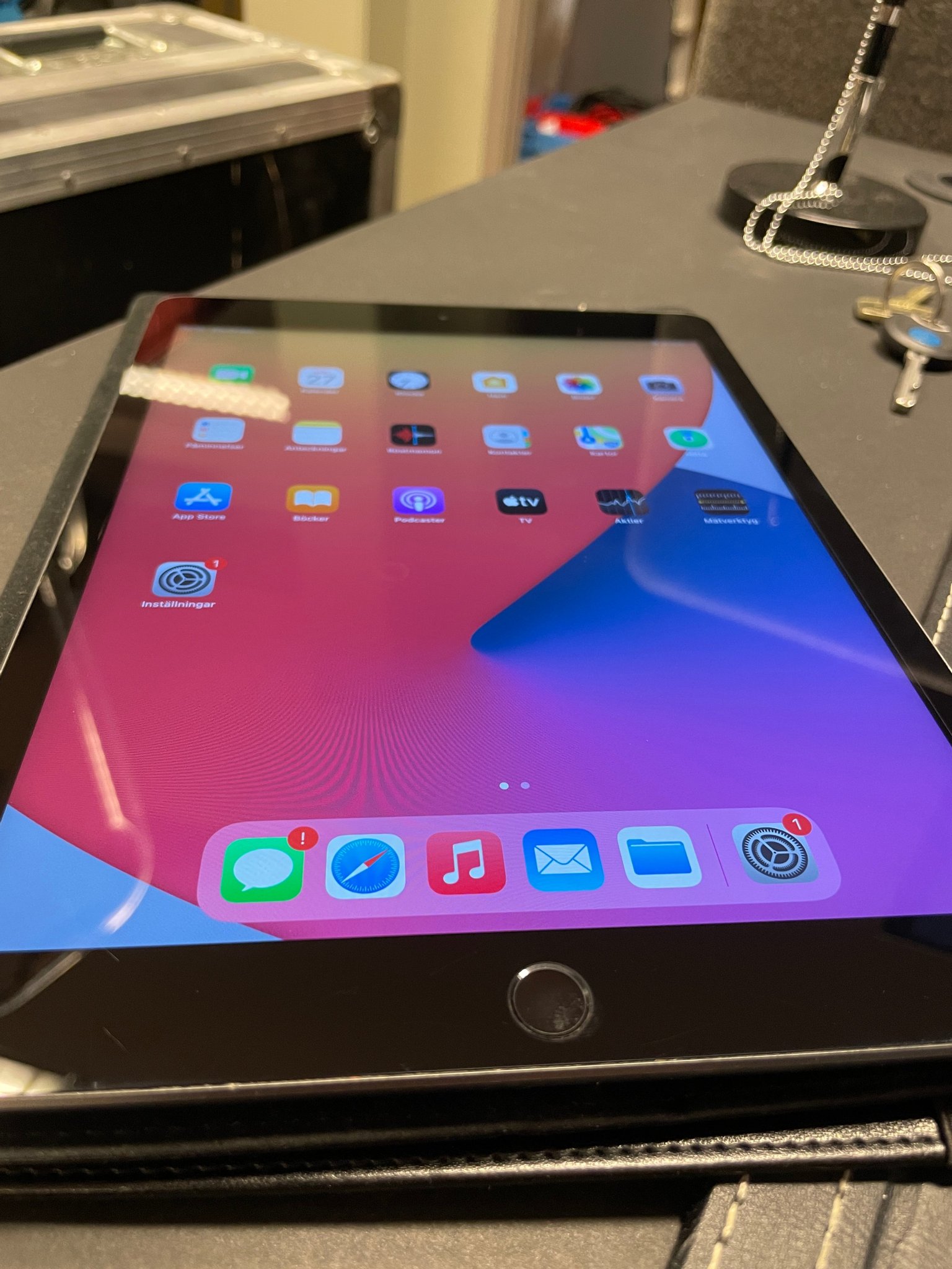 Se produkter som liknar iPad (8:e generationen) Space.. på Tradera ...