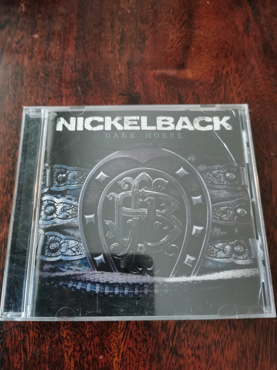 Nickelback/Dark horse Cd (410215891) ᐈ Köp på Tradera