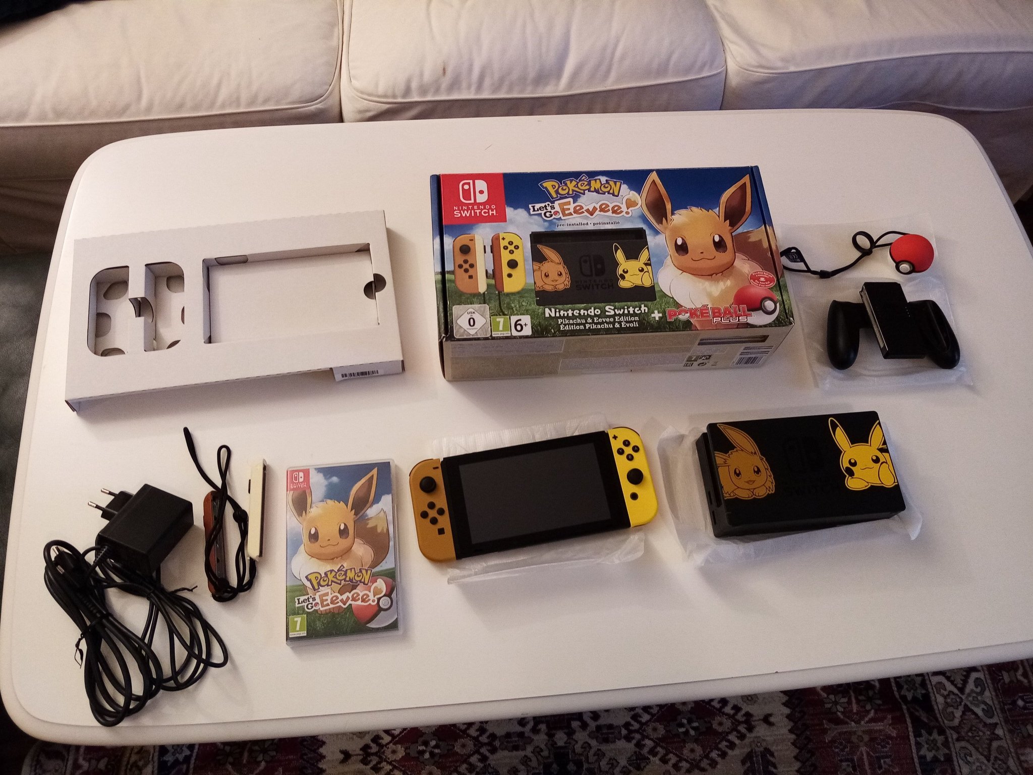 Nintendo Switch Pokemon Let's Go Eevee Edition .. (416397028) ᐈ Köp på