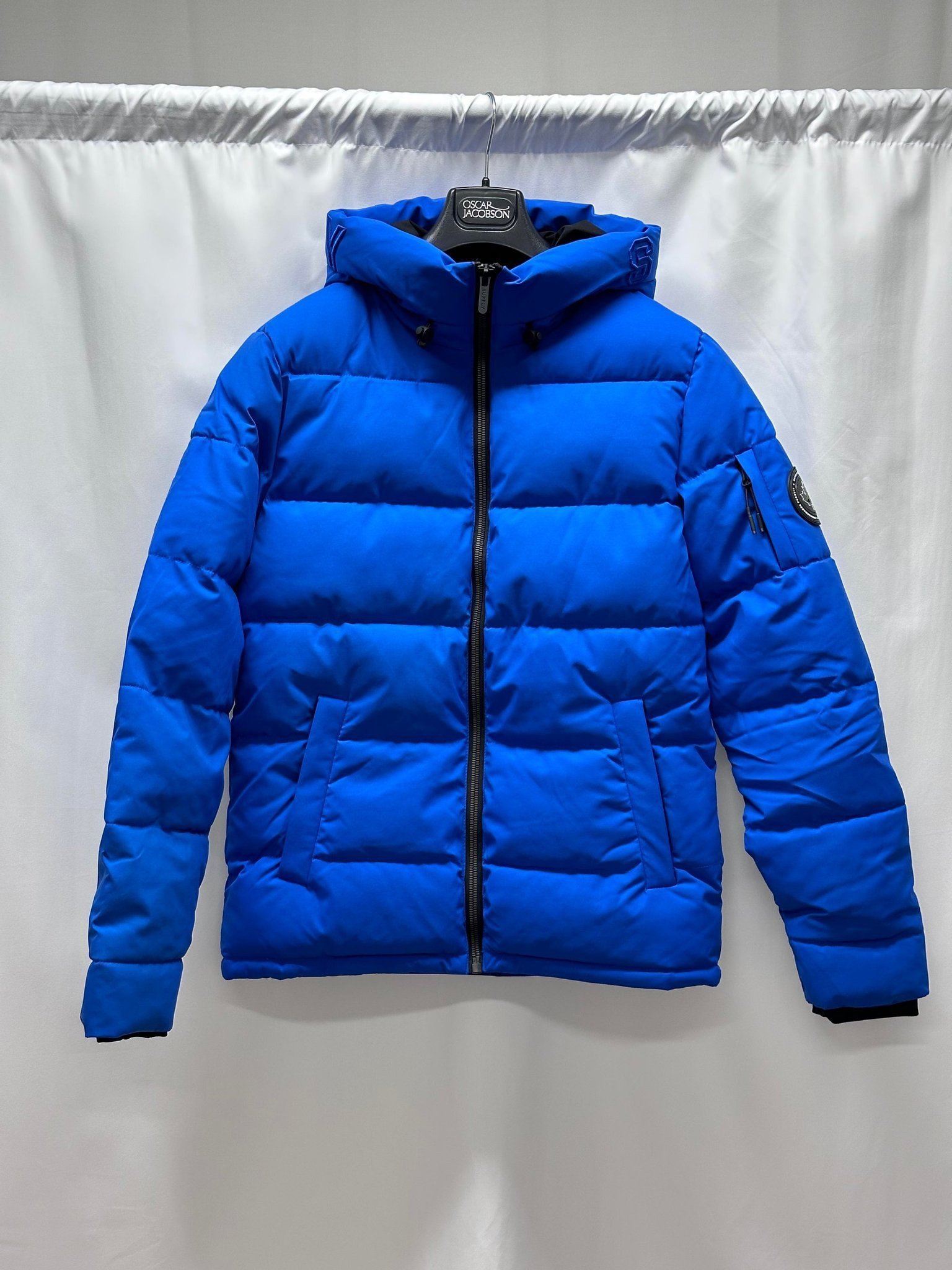 Se produkter som liknar Supply and demand jacket på Tradera (609814441)