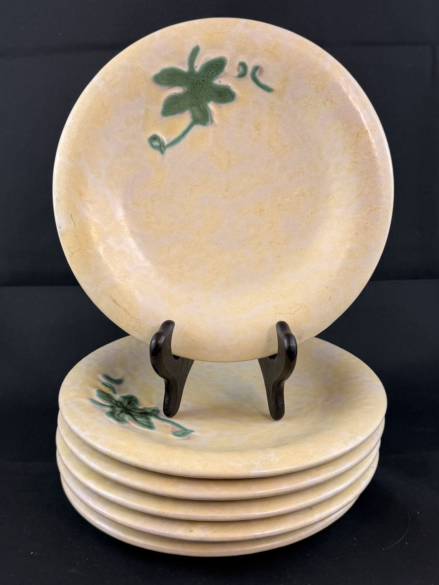 ASSIETTER / TALLRIKAR 6 ST MURGRÖNA AV UPSALA EKEBY UE DESIGN ANNA-LISA THOMSON