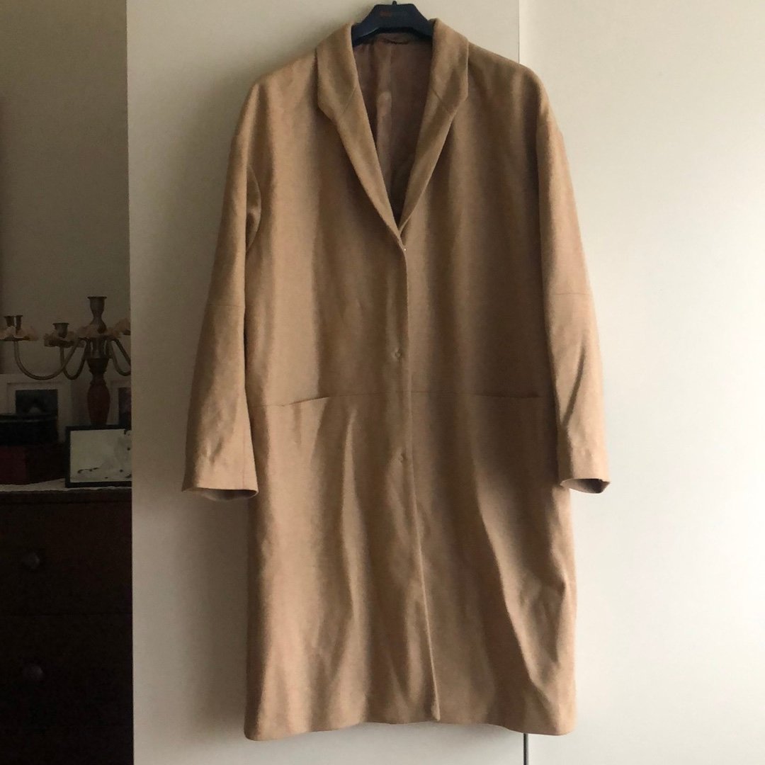 Ny Filippa K beige kappa, storlek LARGE | Köp på Tradera (727471216)