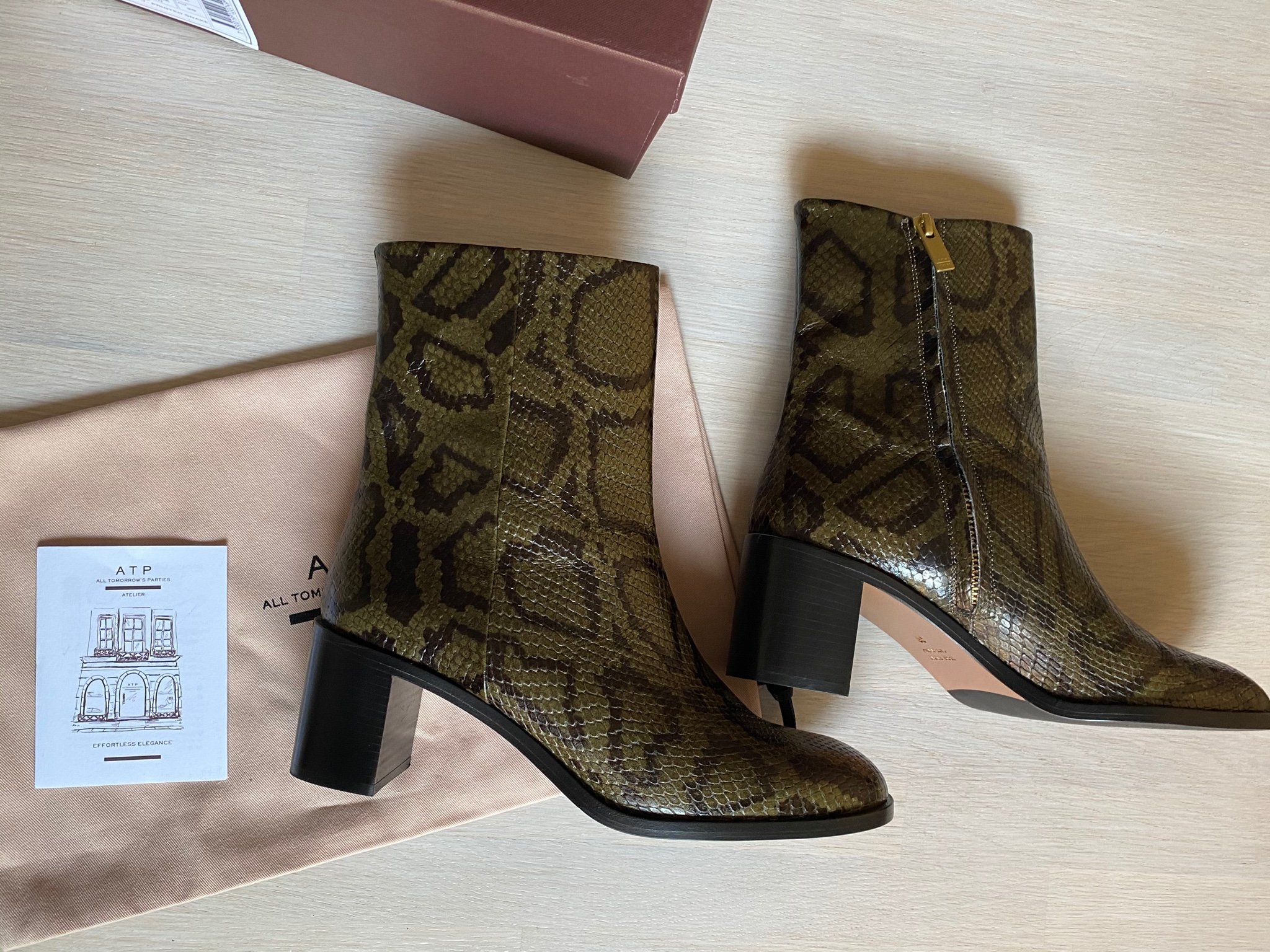 Boots Ellera från ATP Atelier helt nya i karton