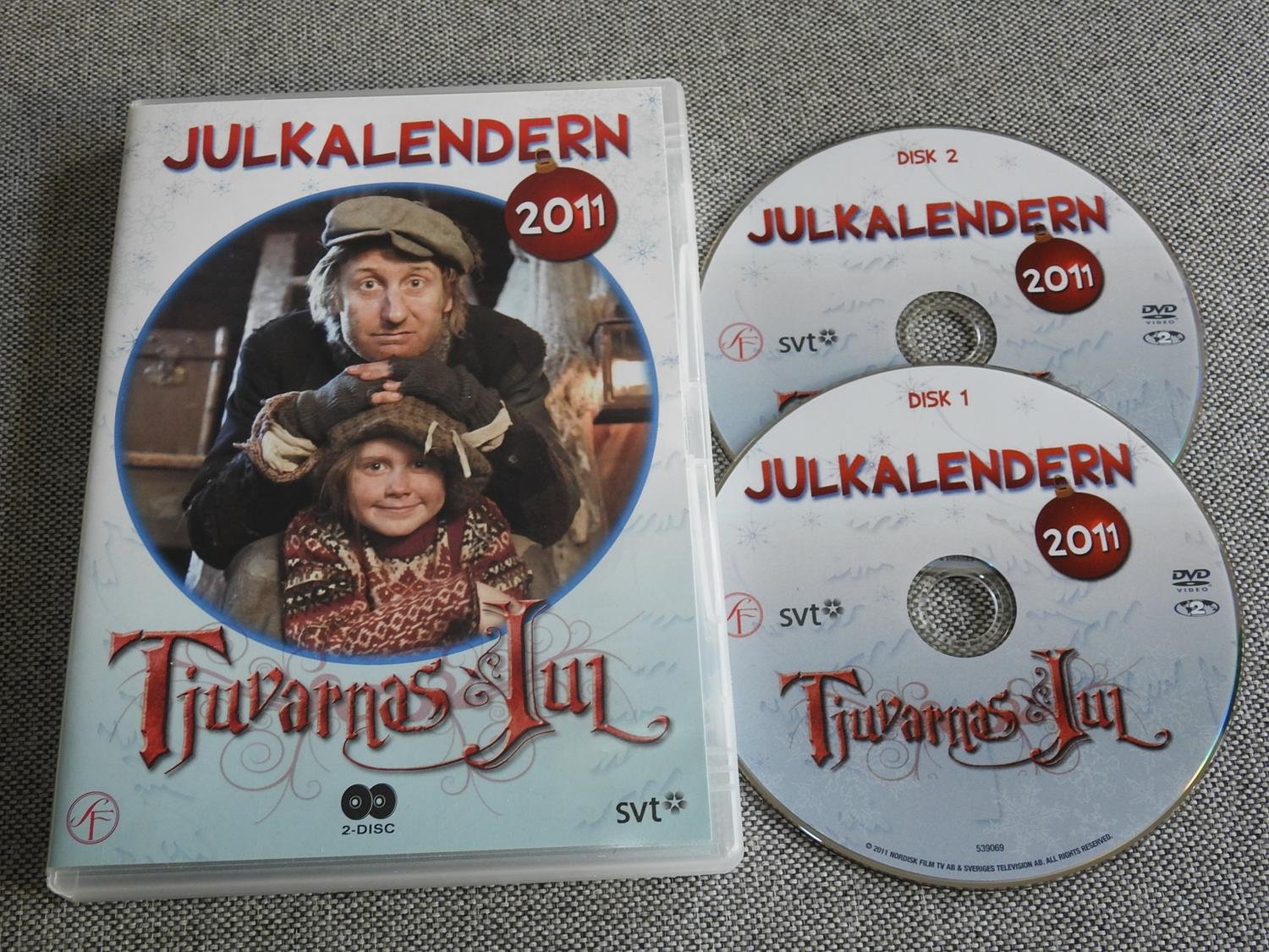 Julkalendern 2011 DVD Tjuvarnas jul Köp på Tradera (548376246)