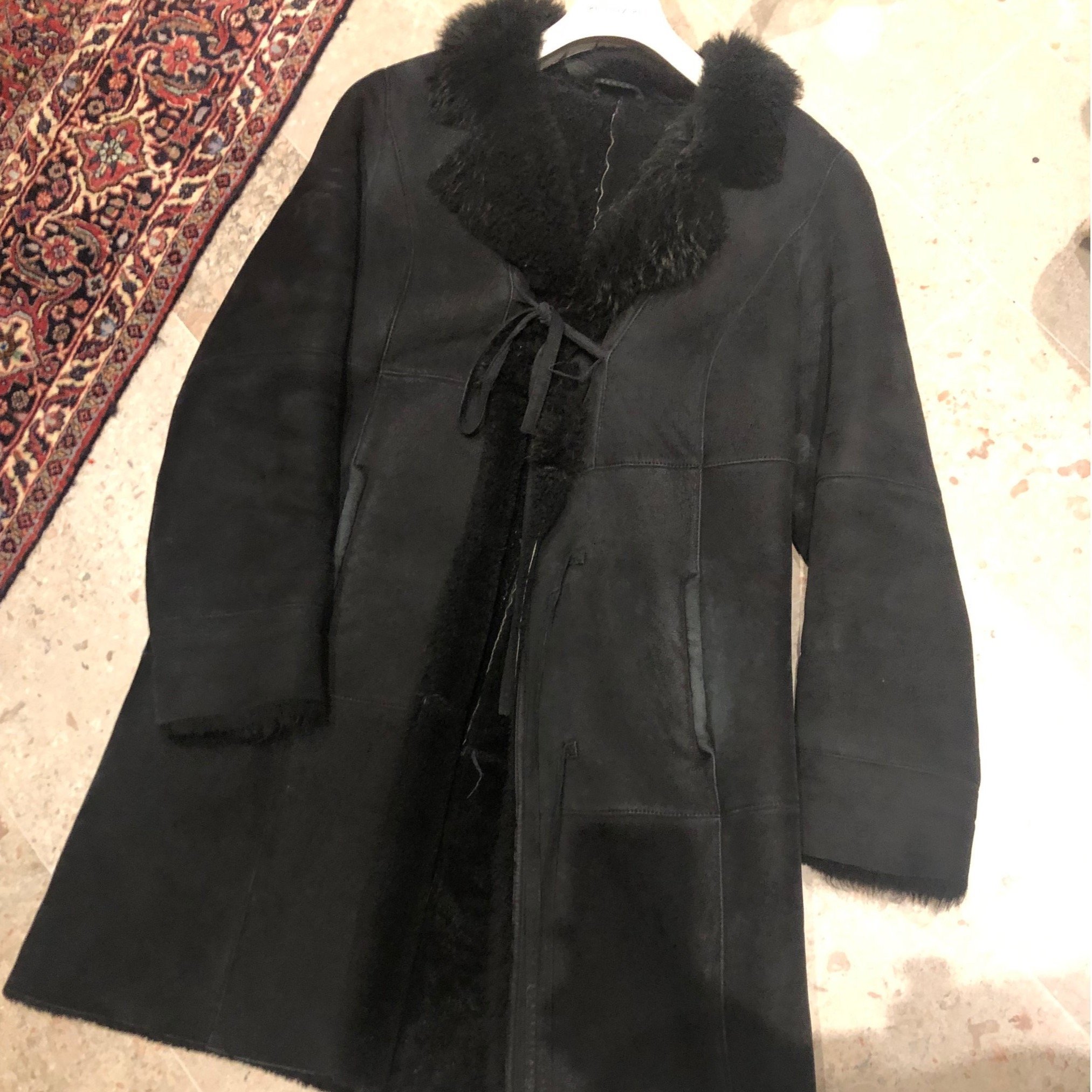 Svart kappa med mocka/päls Marina Rinaldi | Köp på Tradera (716955847)