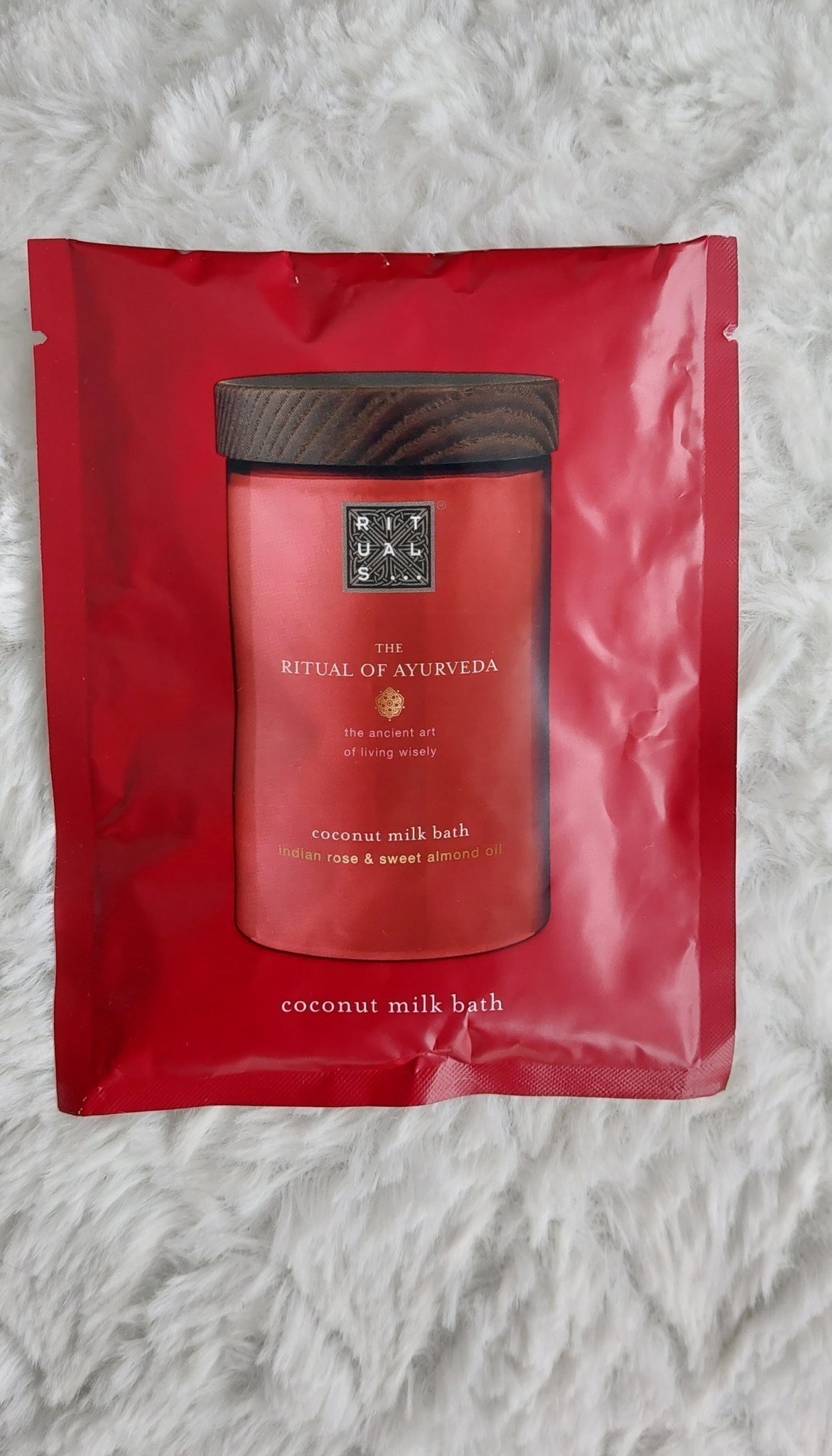 The Rituals of Ayurveda coconut milk bath indi.. Köp på Tradera