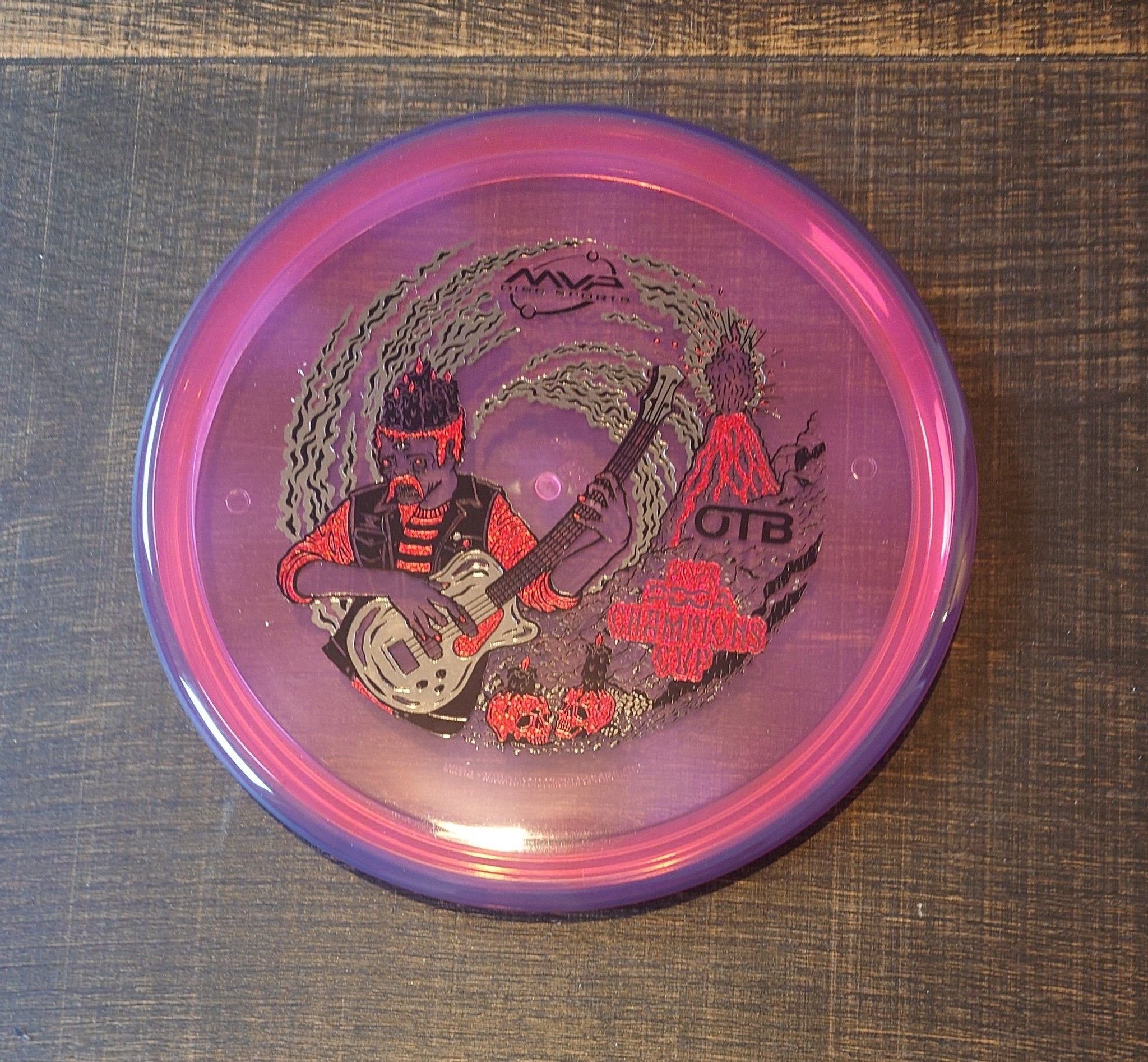Axiom Pyro OTB Champion cup - Prism Proton soft | Köp på Tradera ...