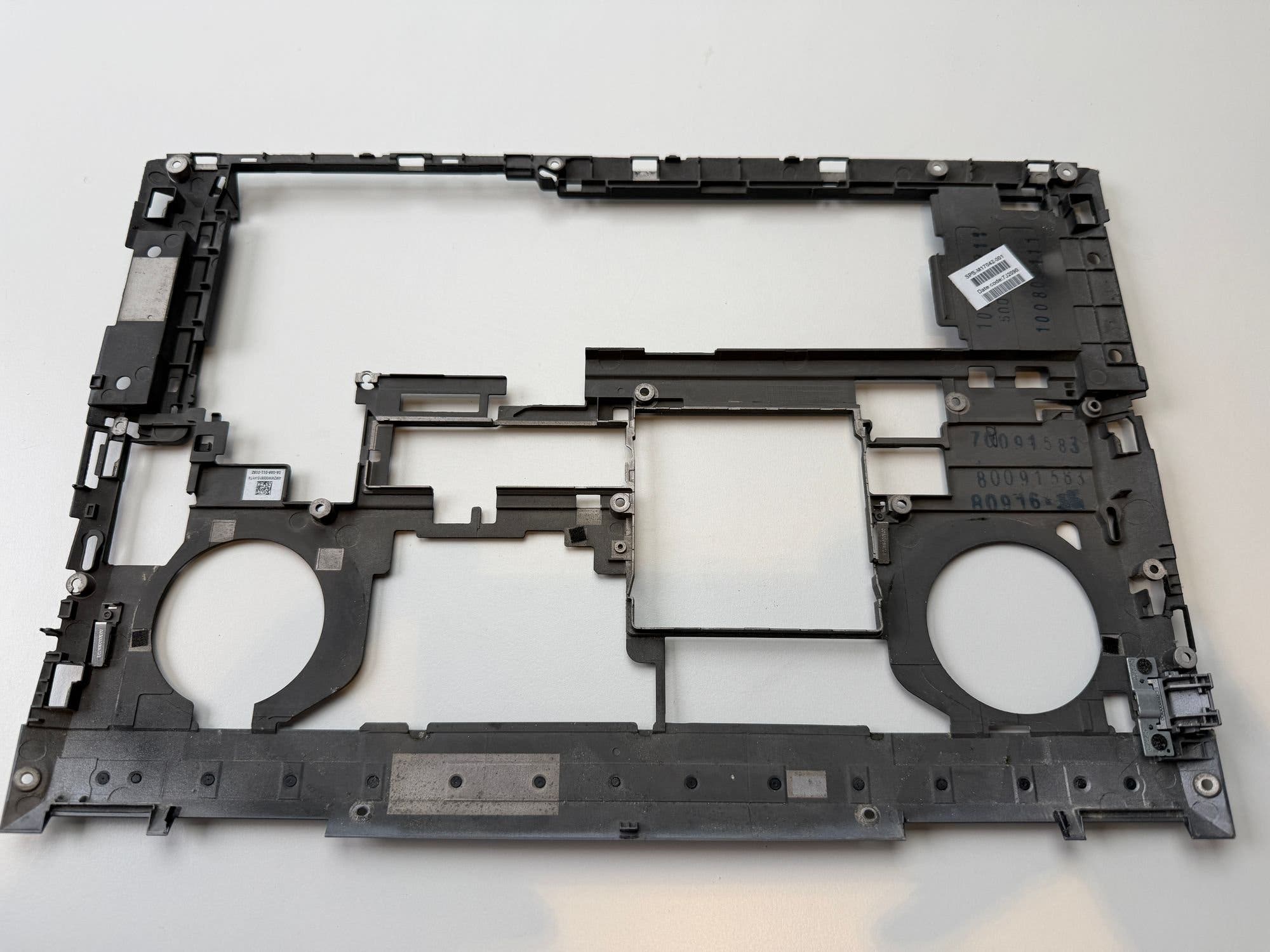 Telaio Centrale Inferiore Per HP ZBOOK Fury 15 G7 – Coperchio Base Grigio M17042-001