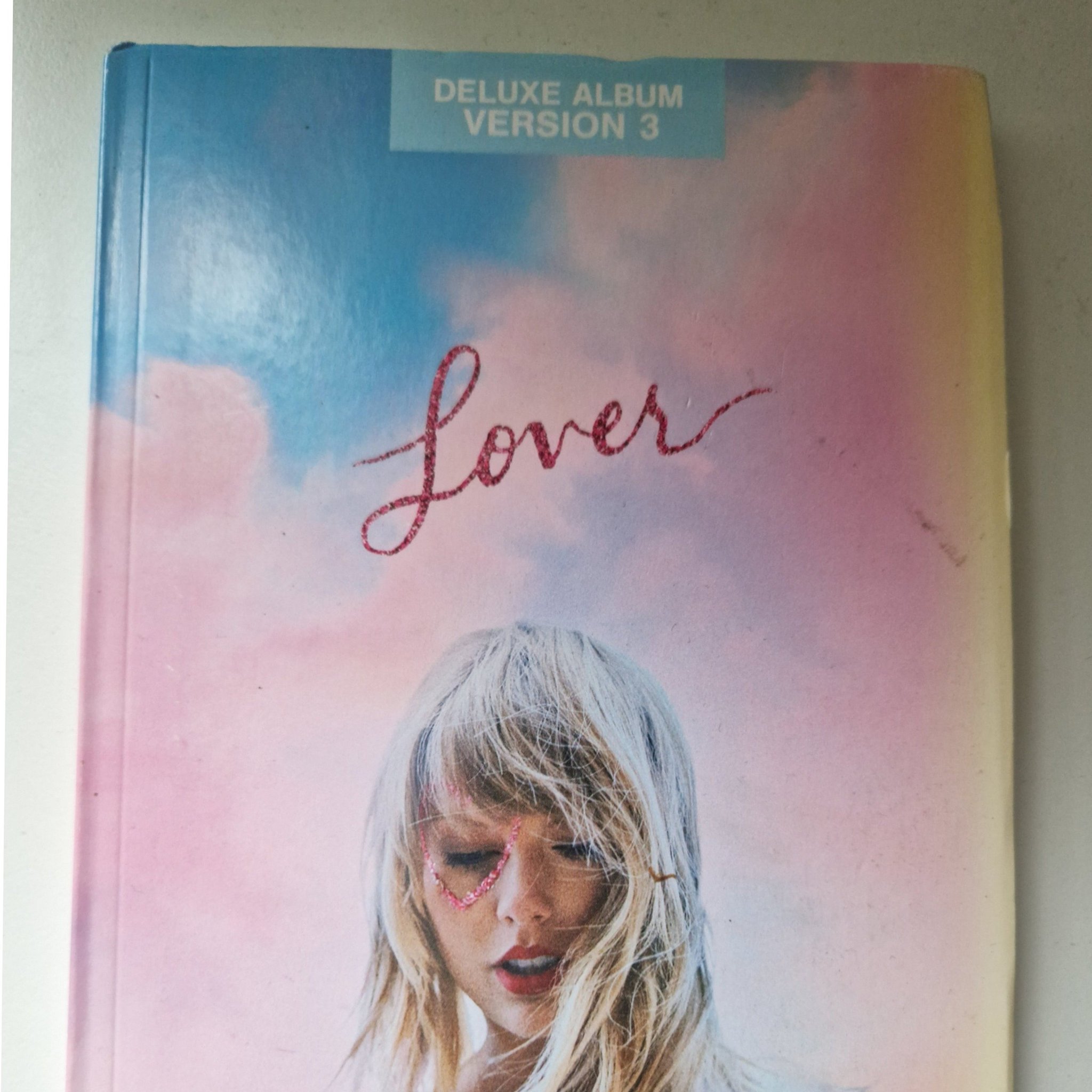 Taylor'S Diary Leak Exposed: See The Unseen Photos! - s8gcf55