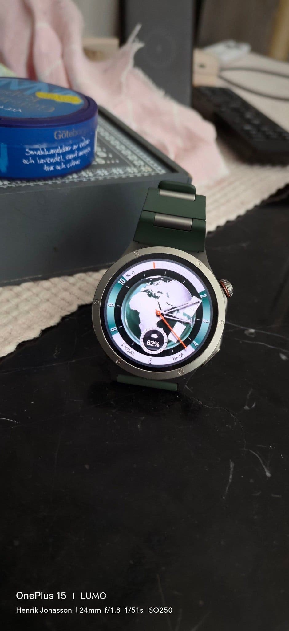 OnePlus OnePlus Watch 4 Evergreen Titan (Wear OS 6)
