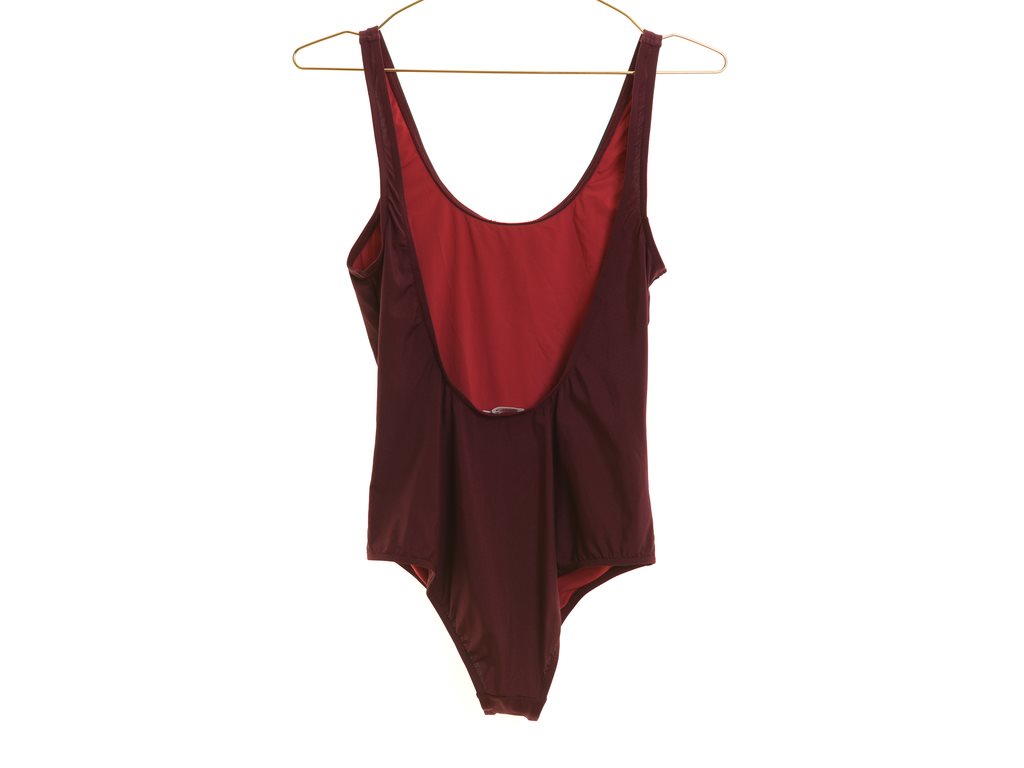 NY, Filippa K, stl S, Baddräkt, dam, dam, dam, vinröd, Swimsuit, ord pris 850kr 97f30b NY, Filippa K, stl S, Baddräkt, dam, dam, dam, vinröd, Swimsuit, ord pris 850kr 97f30b