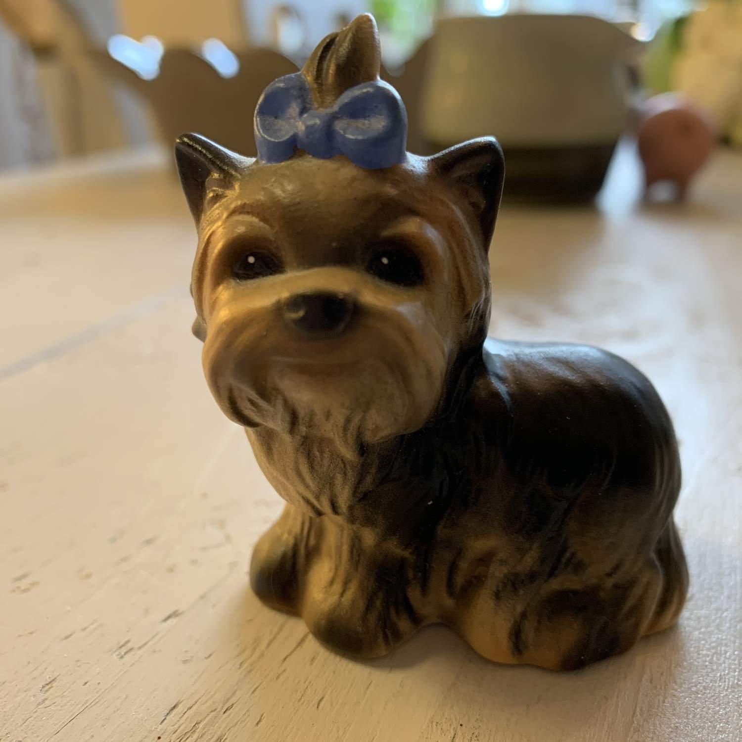Goebel Liten Charmig Hund H6,5cm (386980285) ᐈ oneofakindredesign på