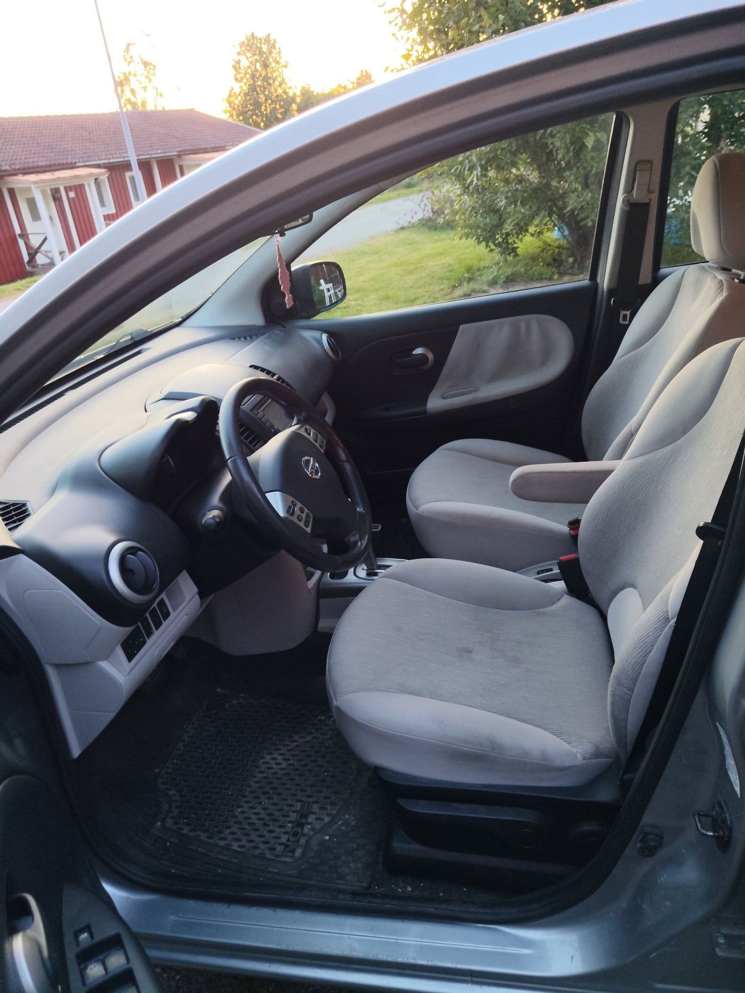 Nissan Note 1.6 Automatic, 4-trins, 110ps, 2009