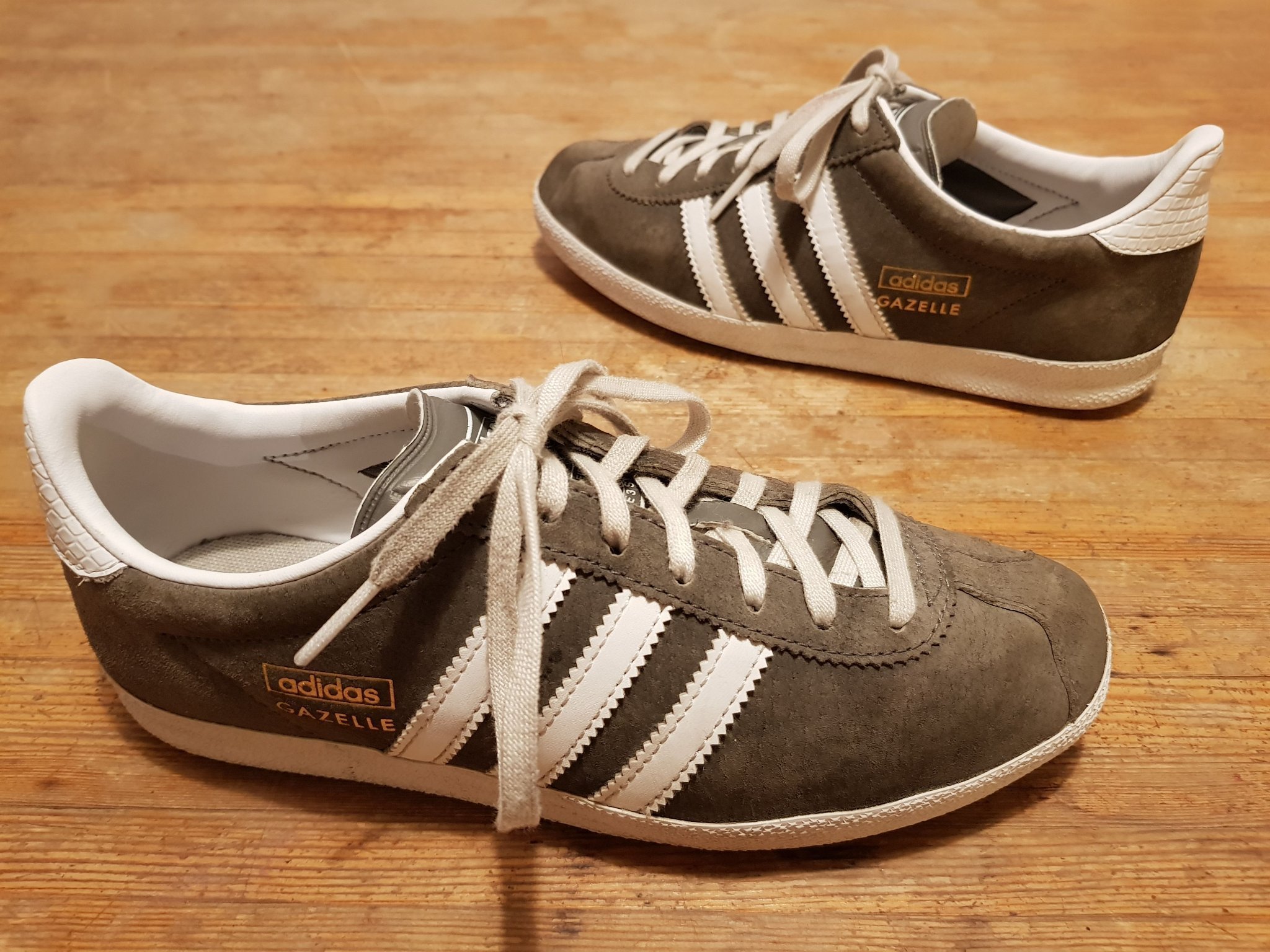 Sneakers Adidas Gazelle sportsskor str 36 (408403142) á KÃ¶p pÃ¥ Tradera