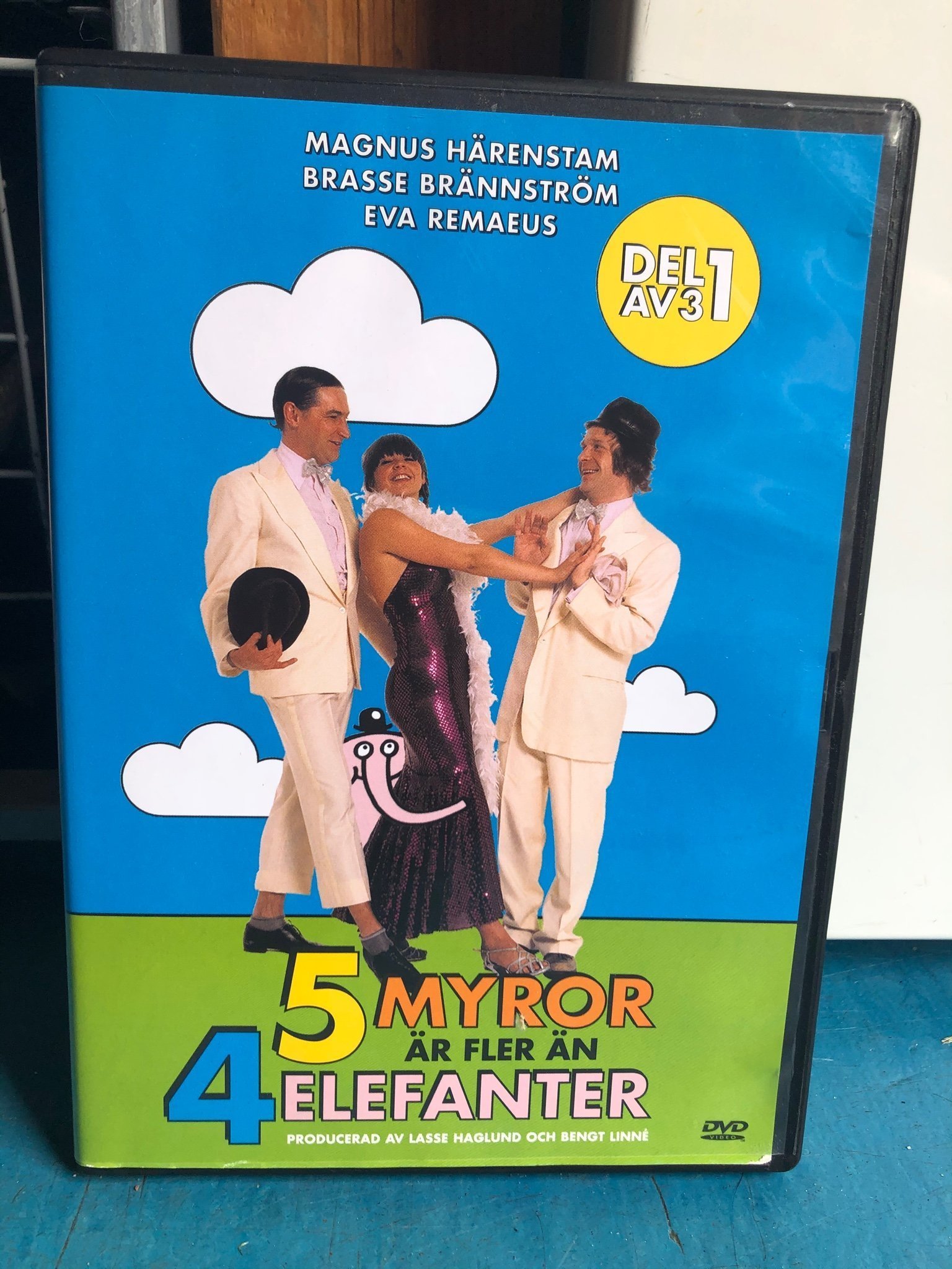 Dvd Fem Myror är Fler än Fyra Elefanter
