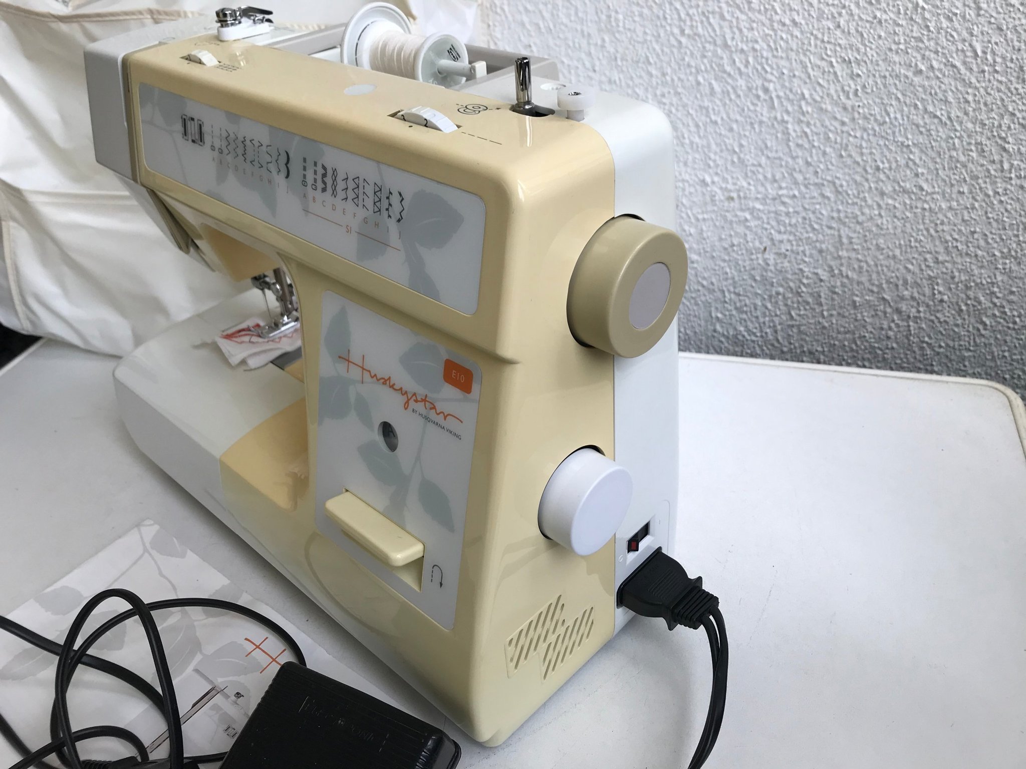 E10 "Huskystar", Husqvarna Viking. Köp på Tradera (603475033)