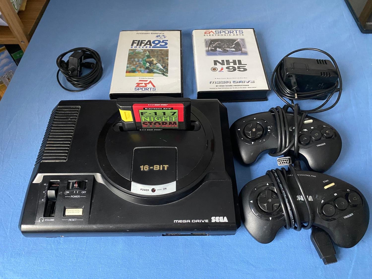 Sega megadrive Mega drive 16bit.. (409168072) ᐈ MajkelSpelbutik på Tradera