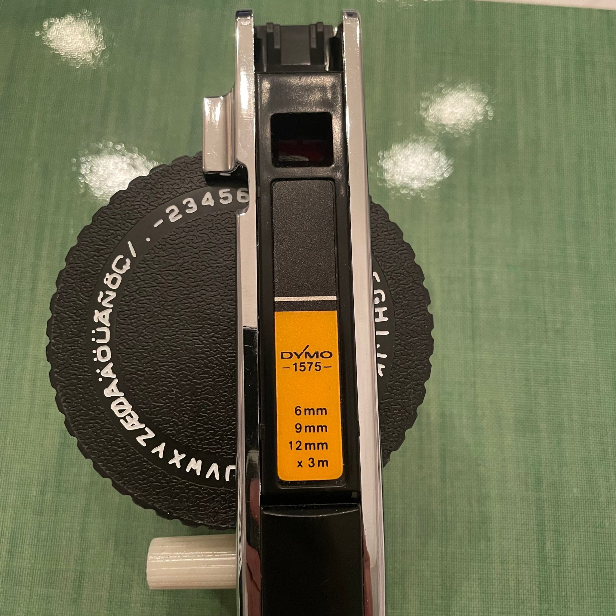 Dymo märkmaskin