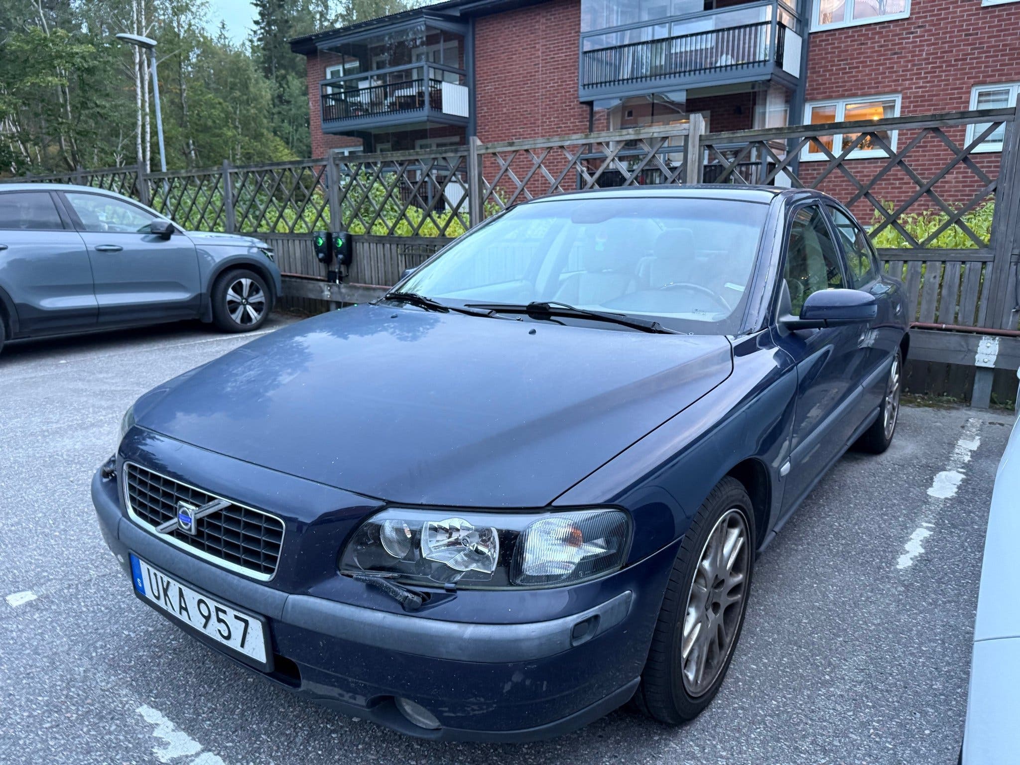 Volvo S60 2.5T AWD Automatic, 210hp, 2004