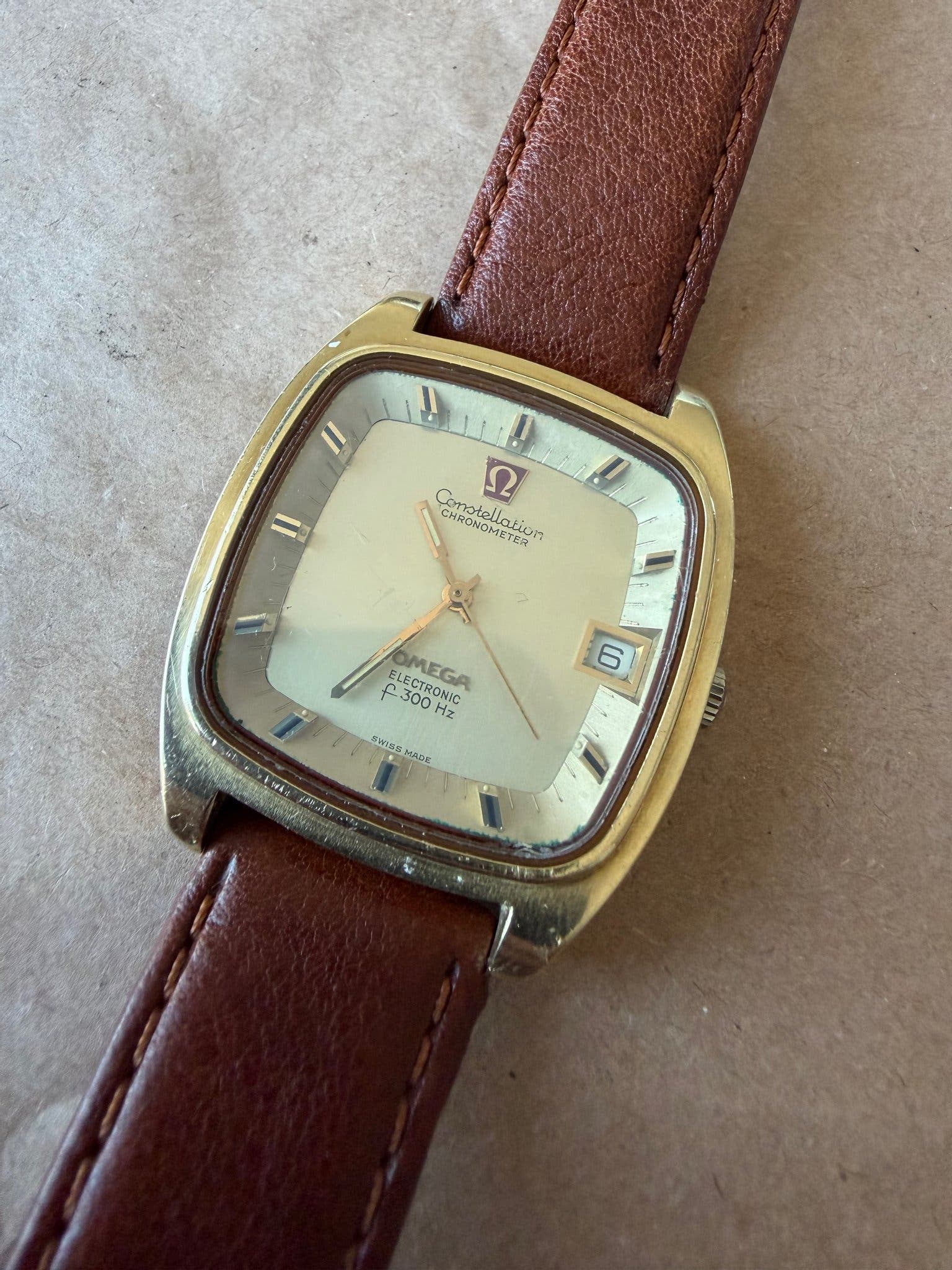 Reloj Omega Constellation Electronic f300 Hz de cuarzo