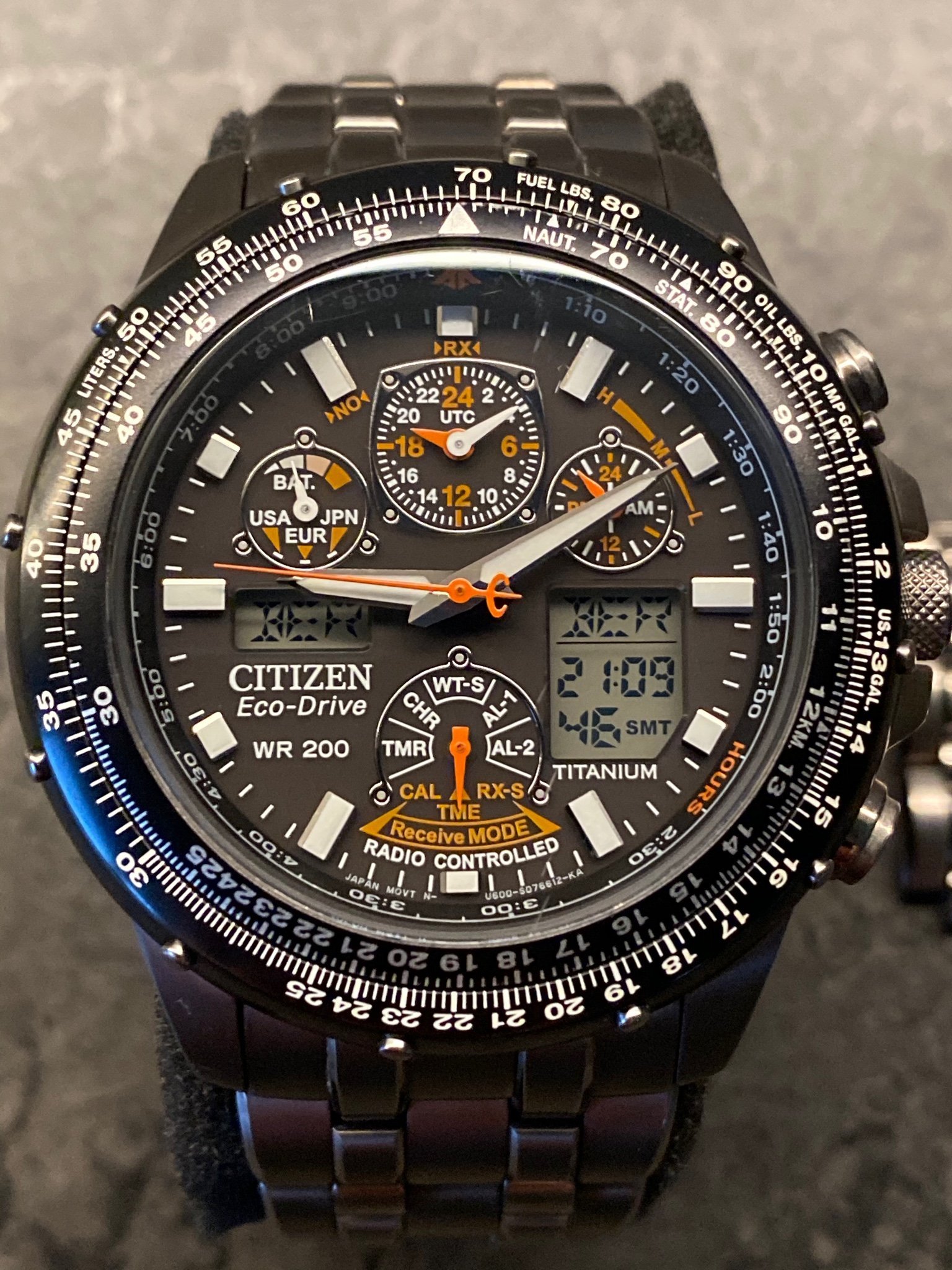 citizen promaster skyhawk titanium