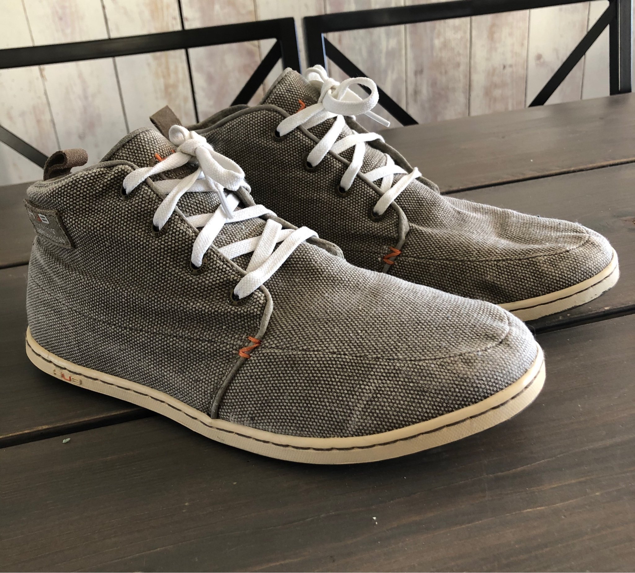 Hub sneakers strl 42 (407279105) ᐈ Köp på Tradera