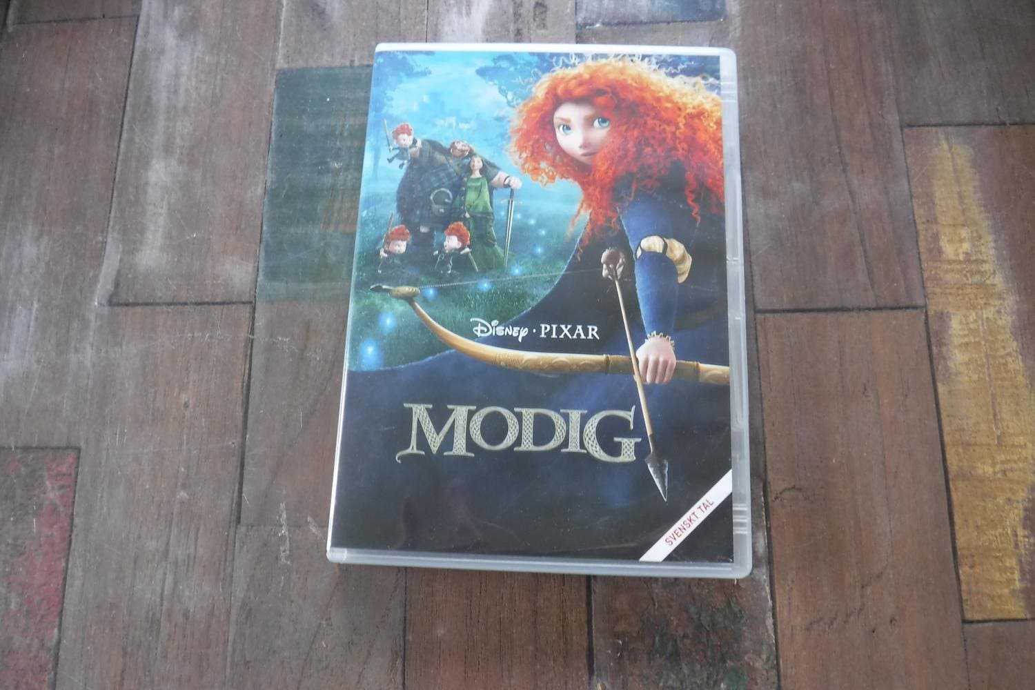 DVD Disney Pixar Modig | Köp på Tradera (709516292)