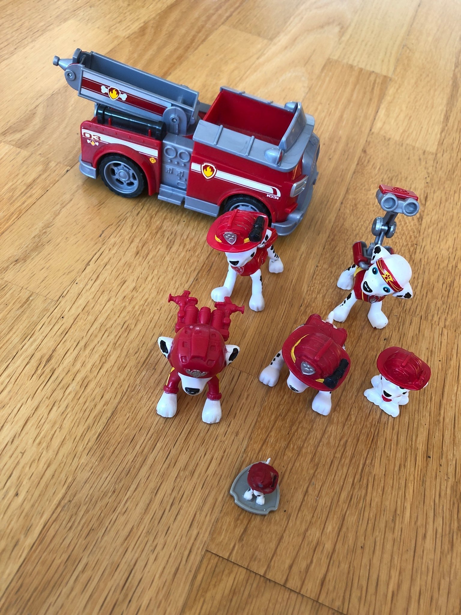 Paw patrol figur Marshall brandbil figurer hund.. (417649173) ᐈ Köp på