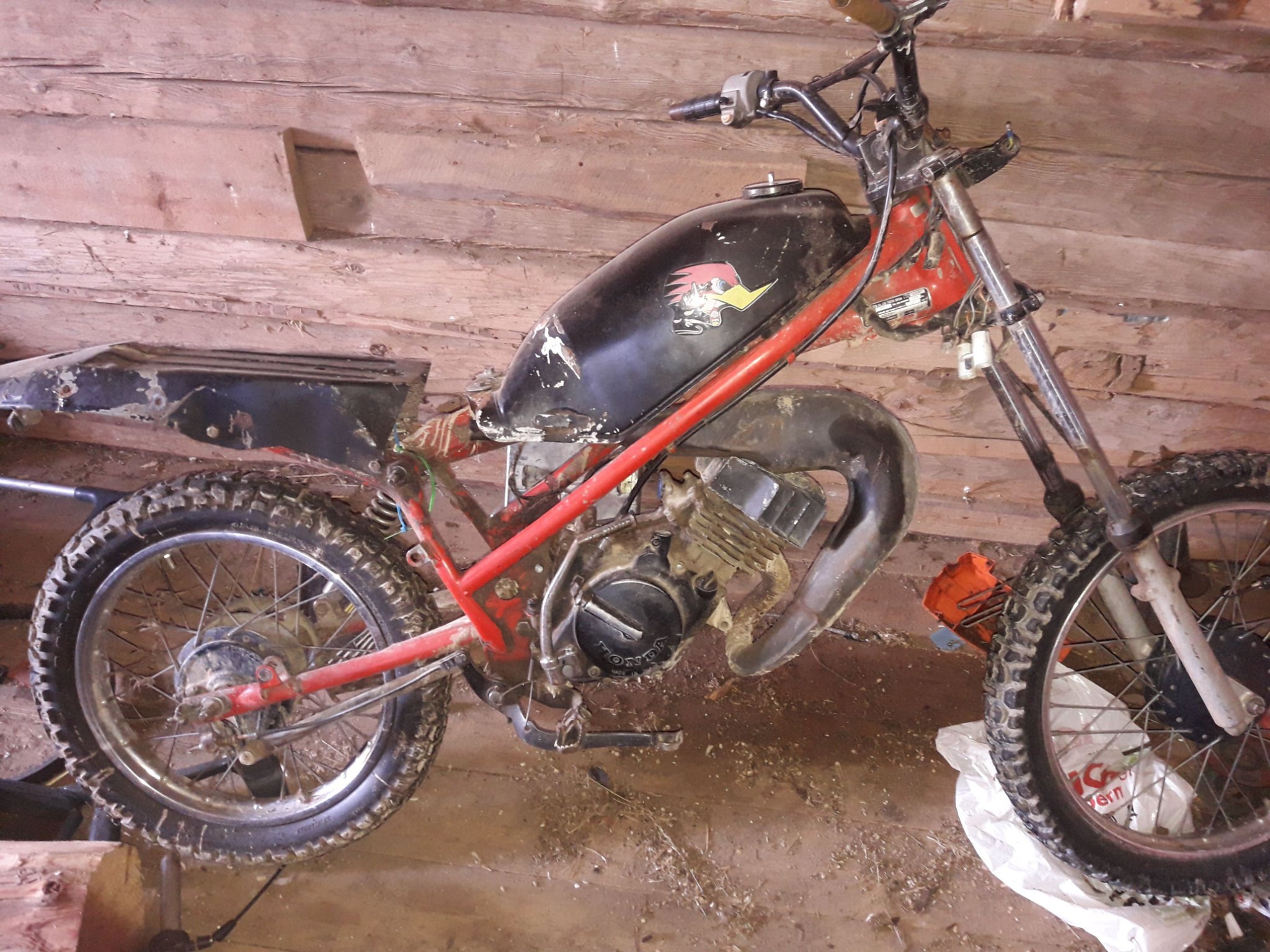 Honda Mt 5 407899125 K p P Tradera