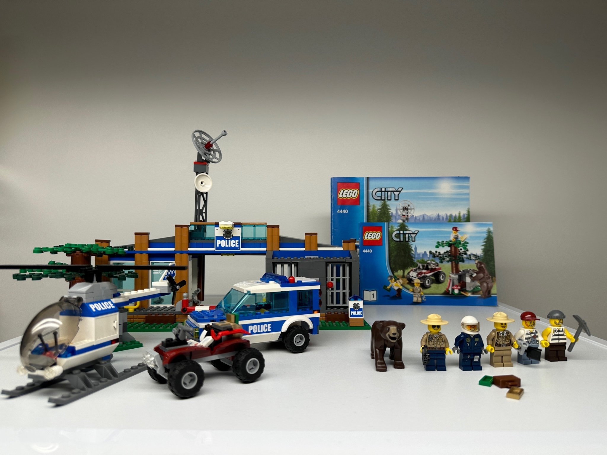 Lego City | 4440 Forest Police Station | Köp på Tradera (591828140)