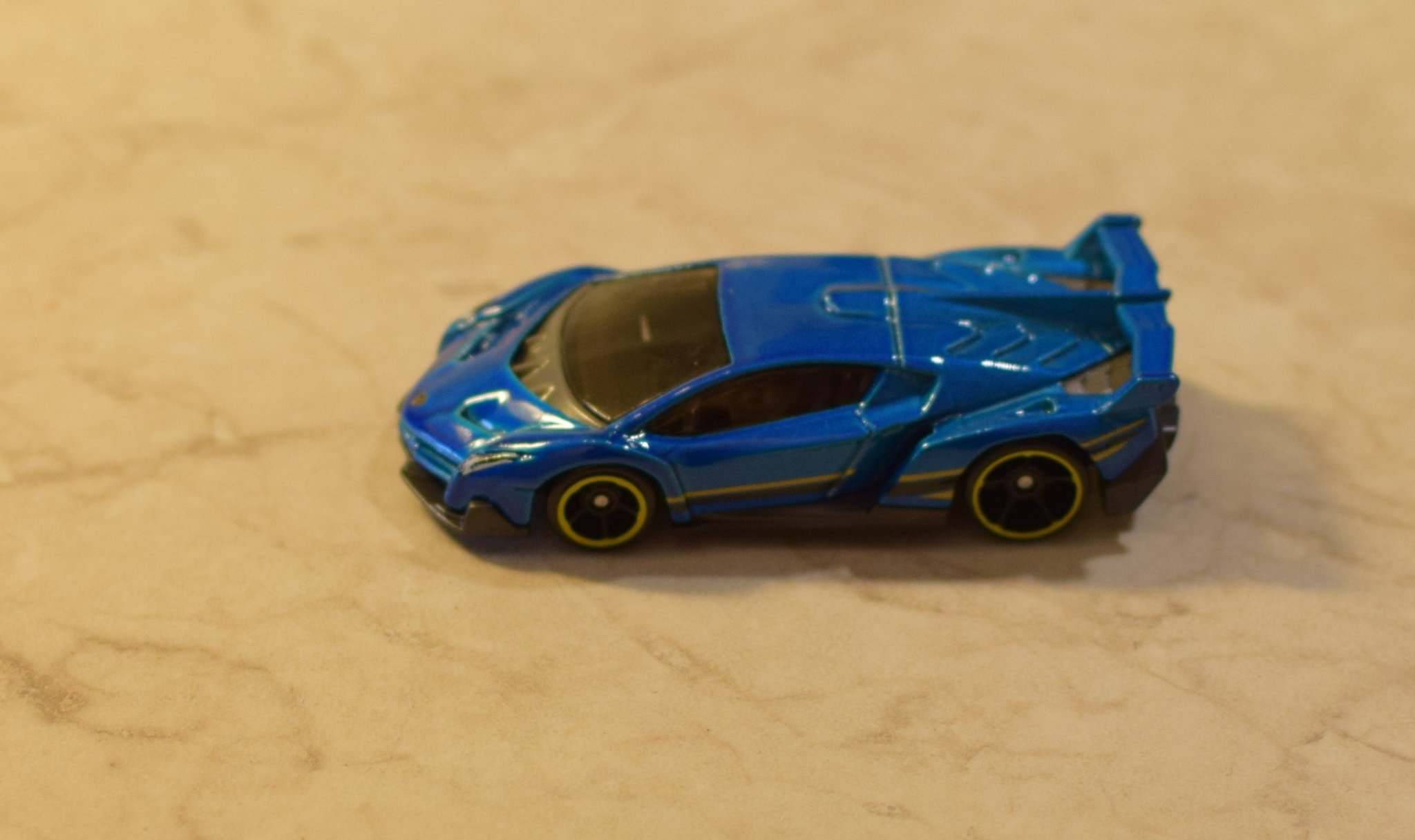 Lamborghini veneno hot wheels