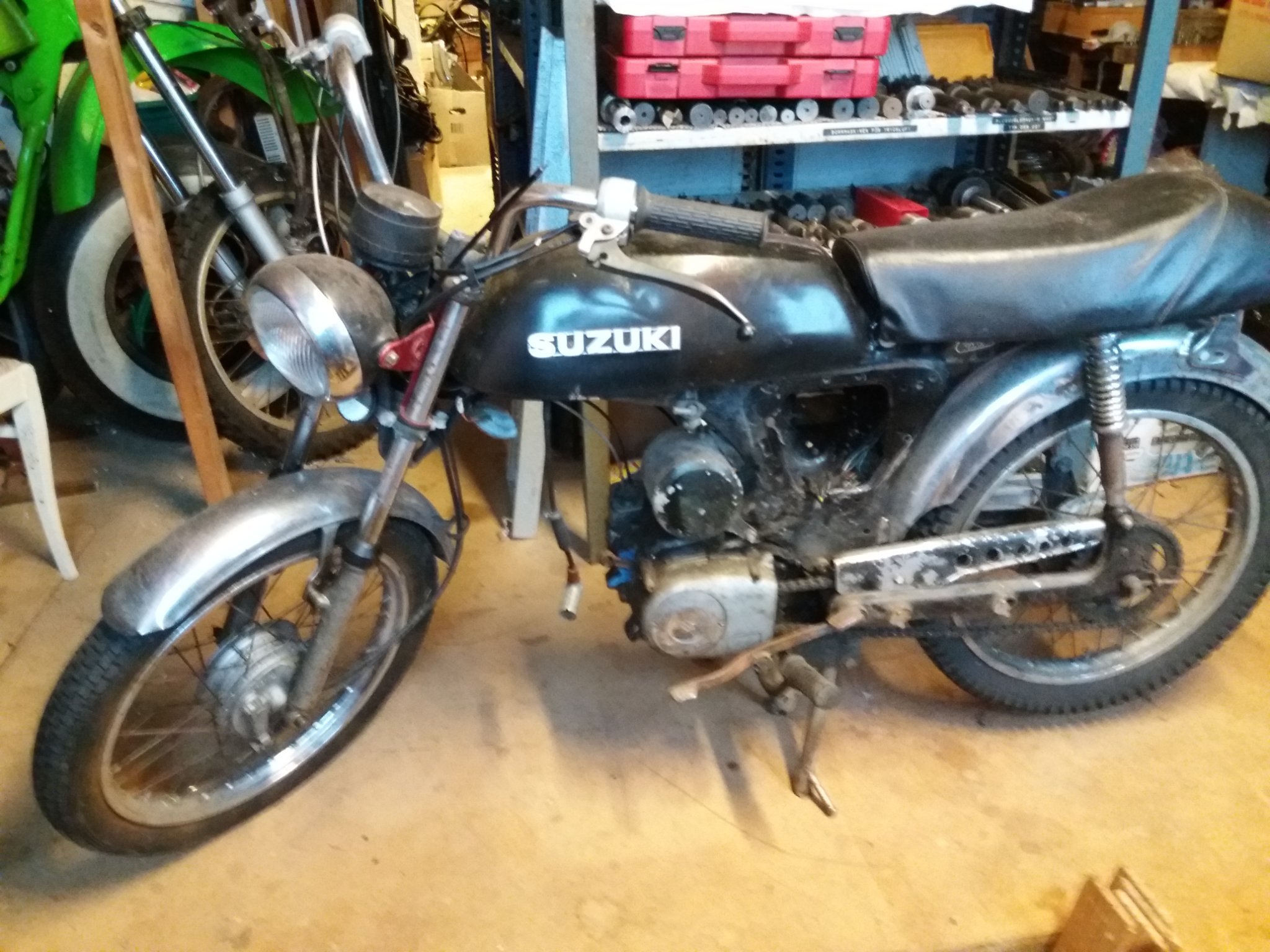 Suzuki k car