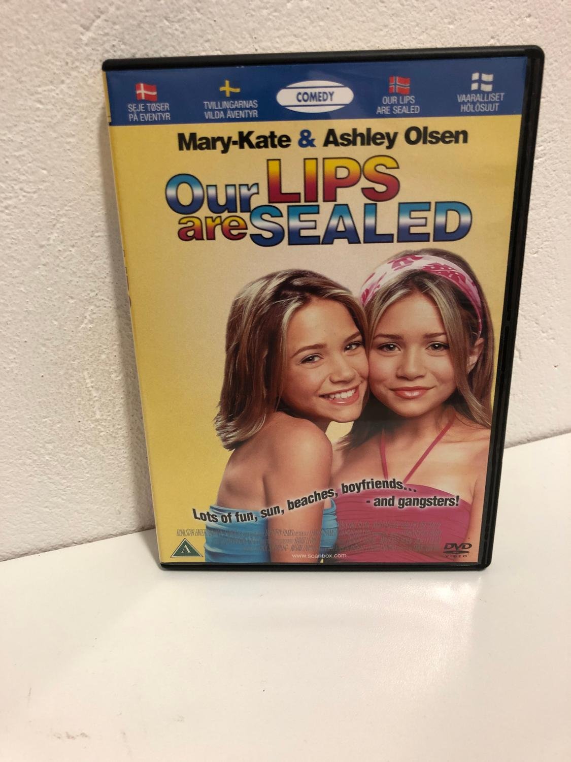 OUR LIPS ARE SEALED / MARYKATE/ ASHLEY OLSEN