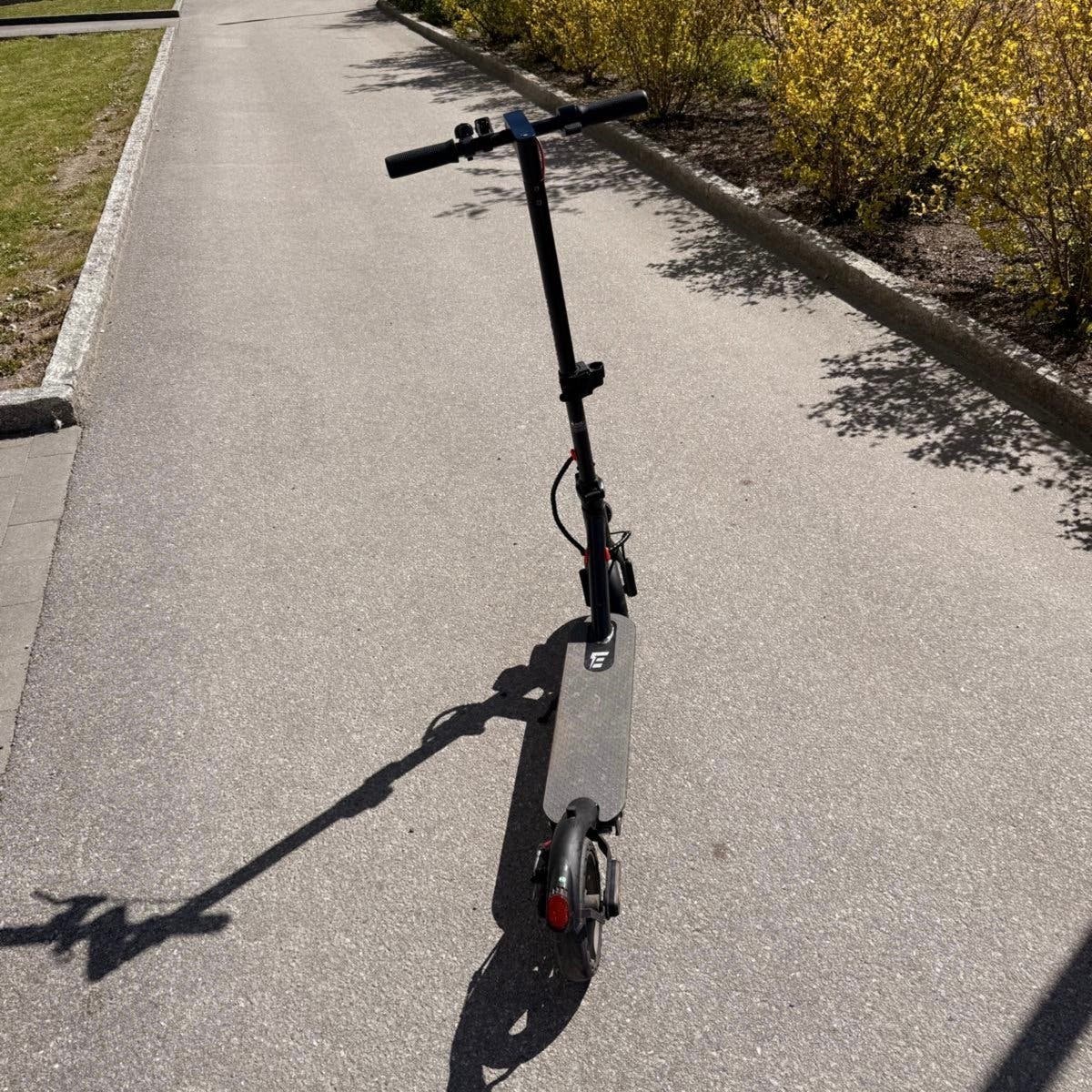 Dell E-Wheels E2SV2 Long Range Elsparkcykel