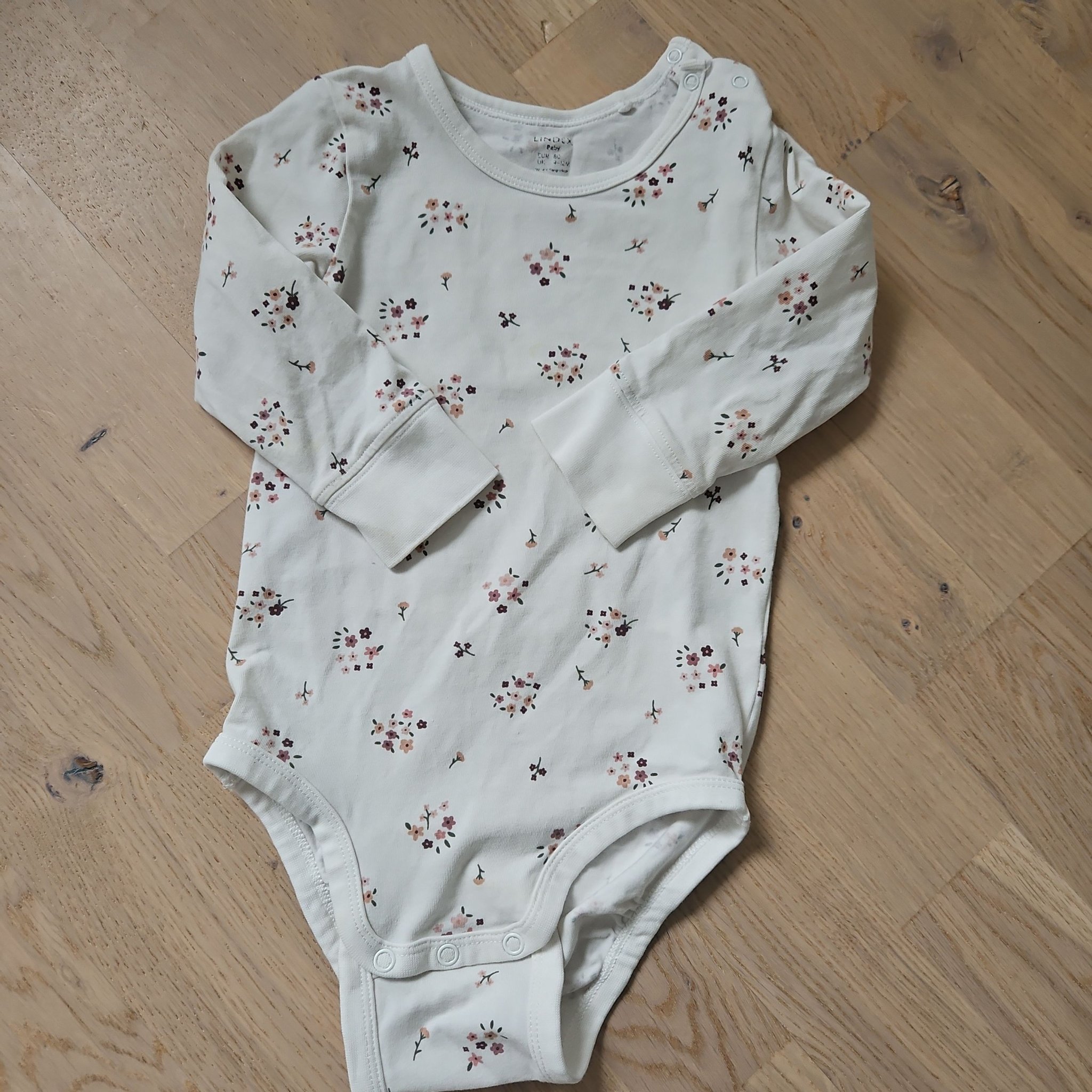 Lindex vit body, storlek 80