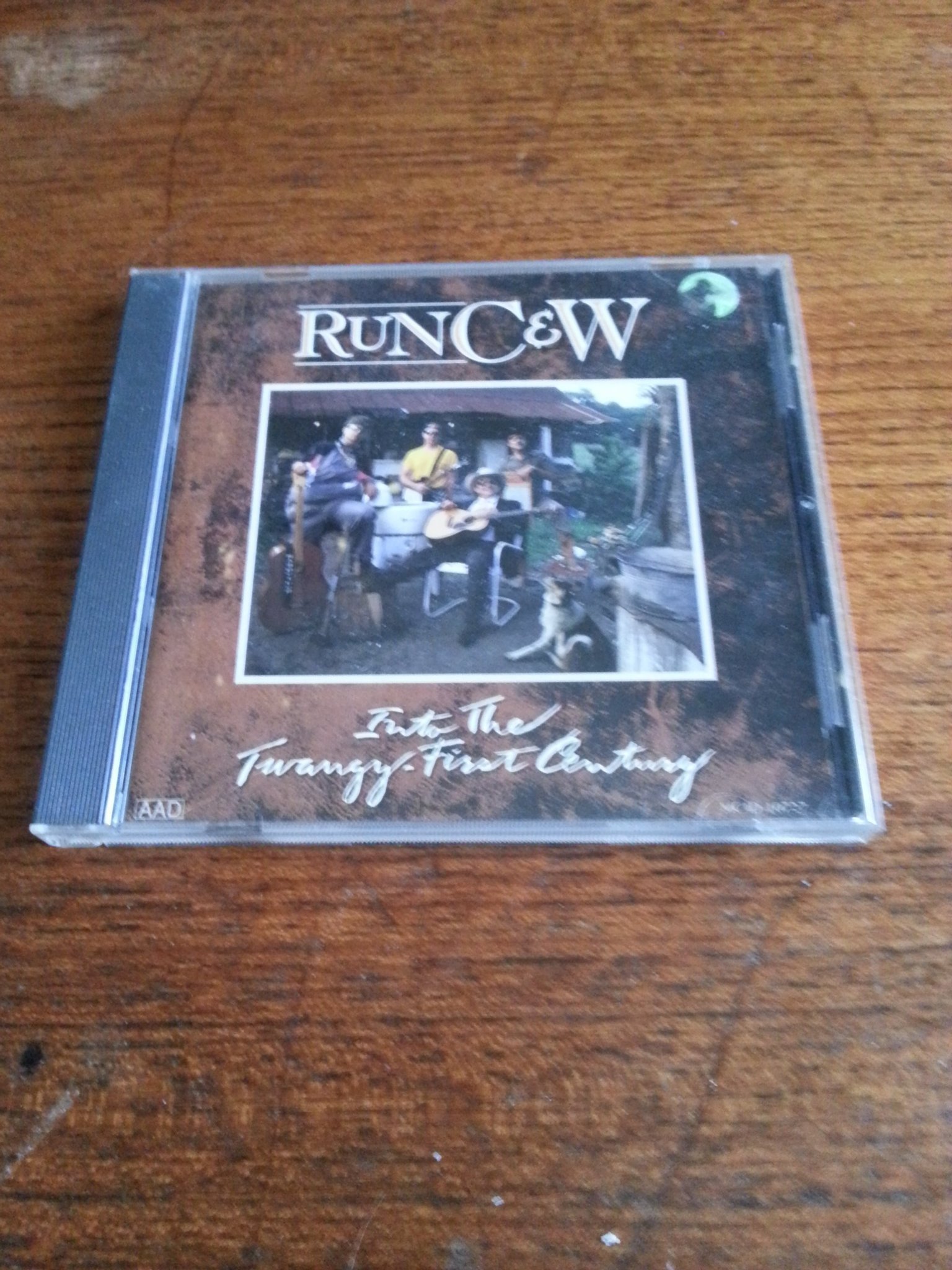 CD Run C & W MCA Records MCAD-10727 Into The Twangy-First Century 1993 US