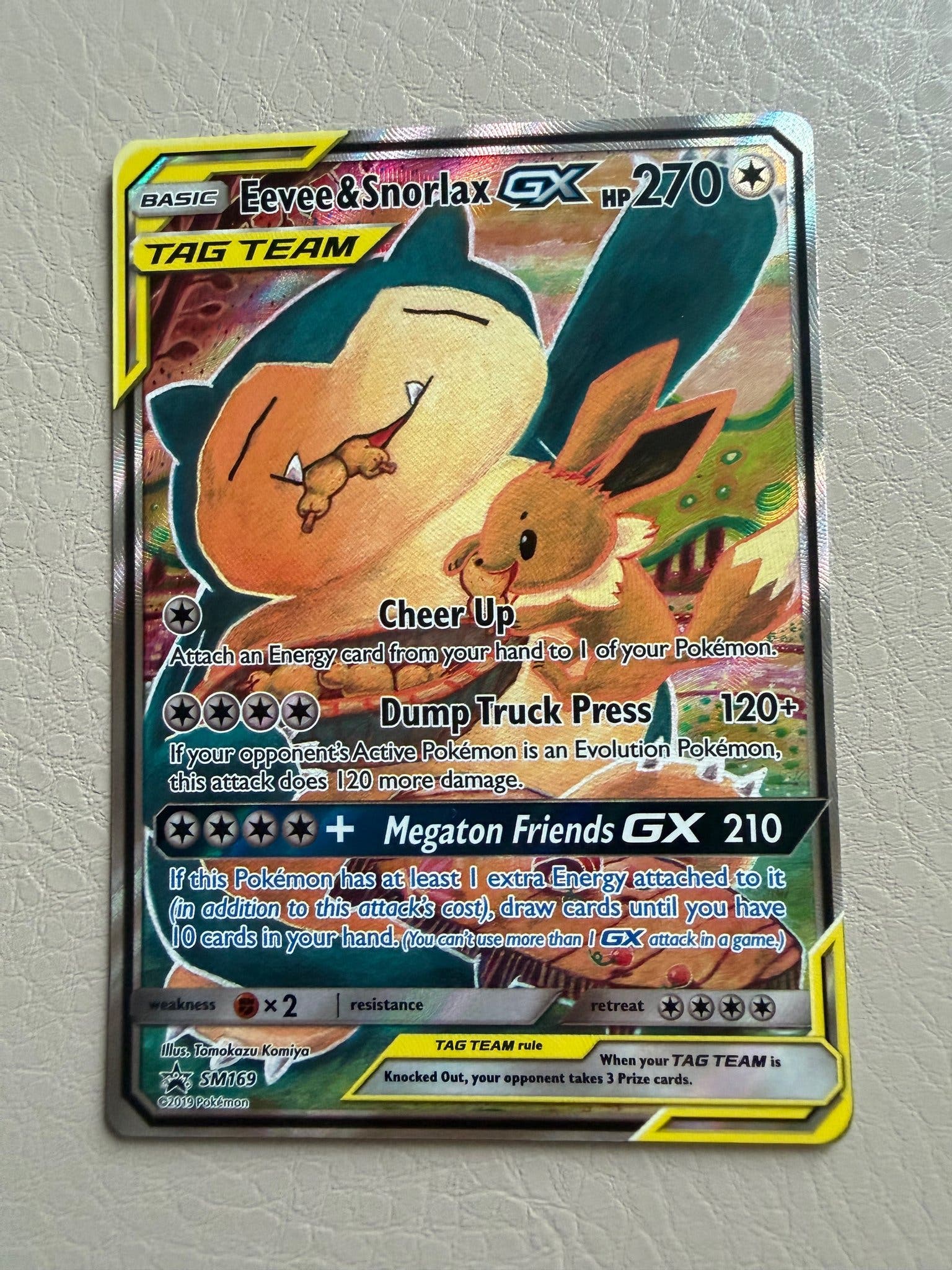 Eevee & Snorlax GX 2019 Black Star Promo Pokémon-Karte