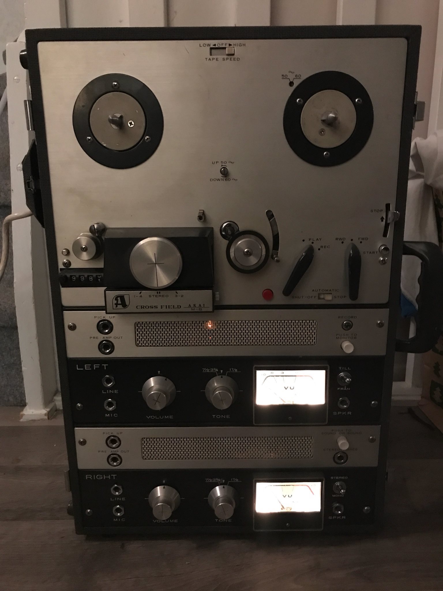 Akai M8 Reel to Reel Tape Recorder (1963) på