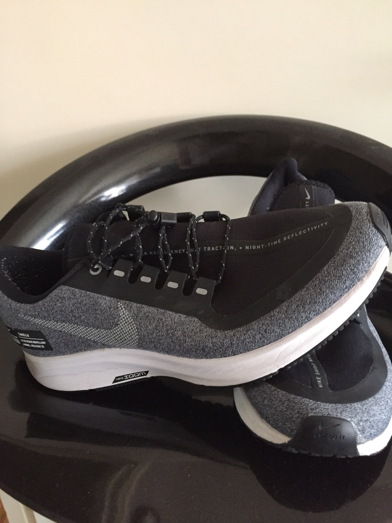 nike shield run utility