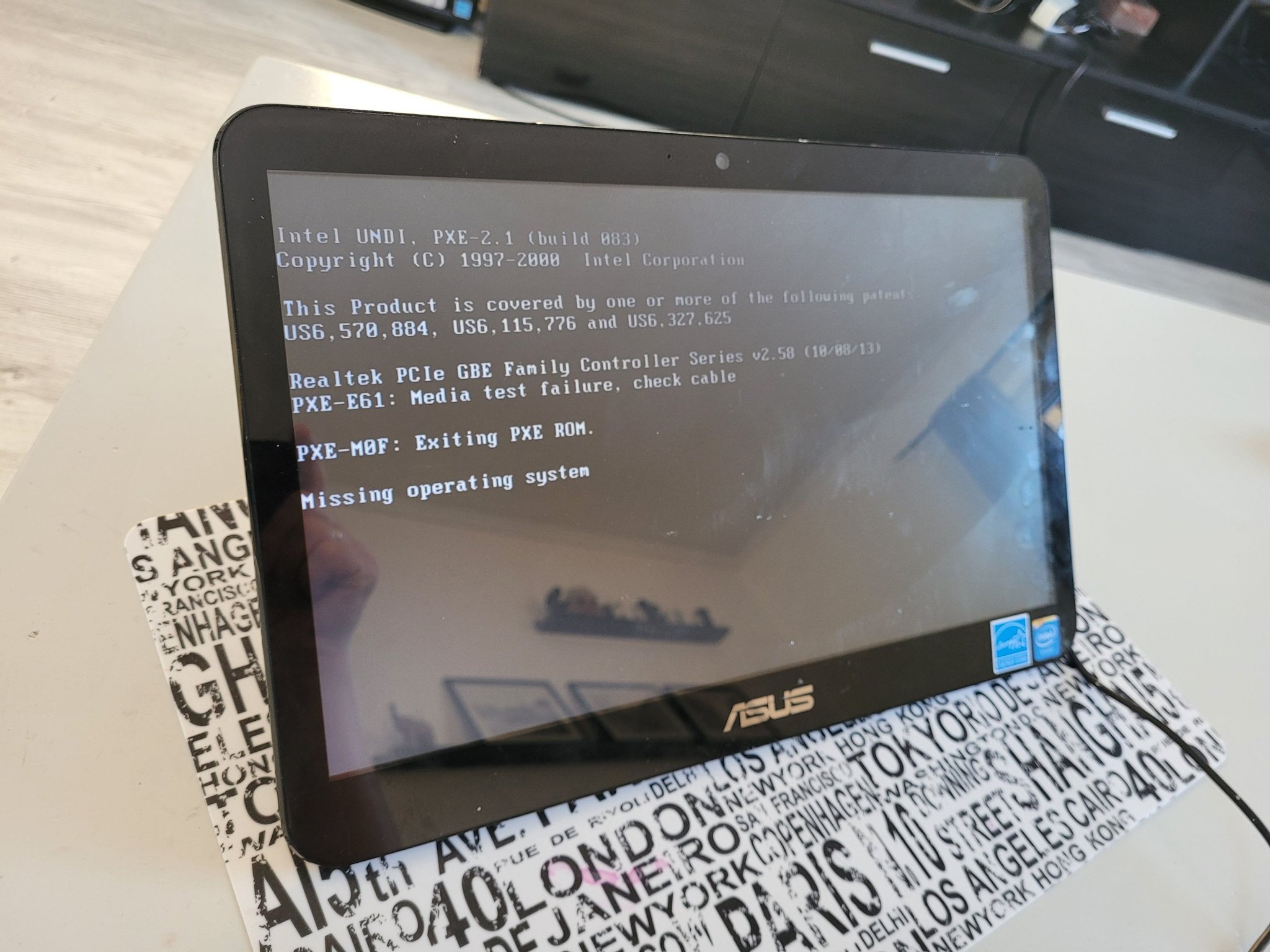 Asus all in one Pc ET1620I minne4gb, hdd 500 gb. Köp på Tradera