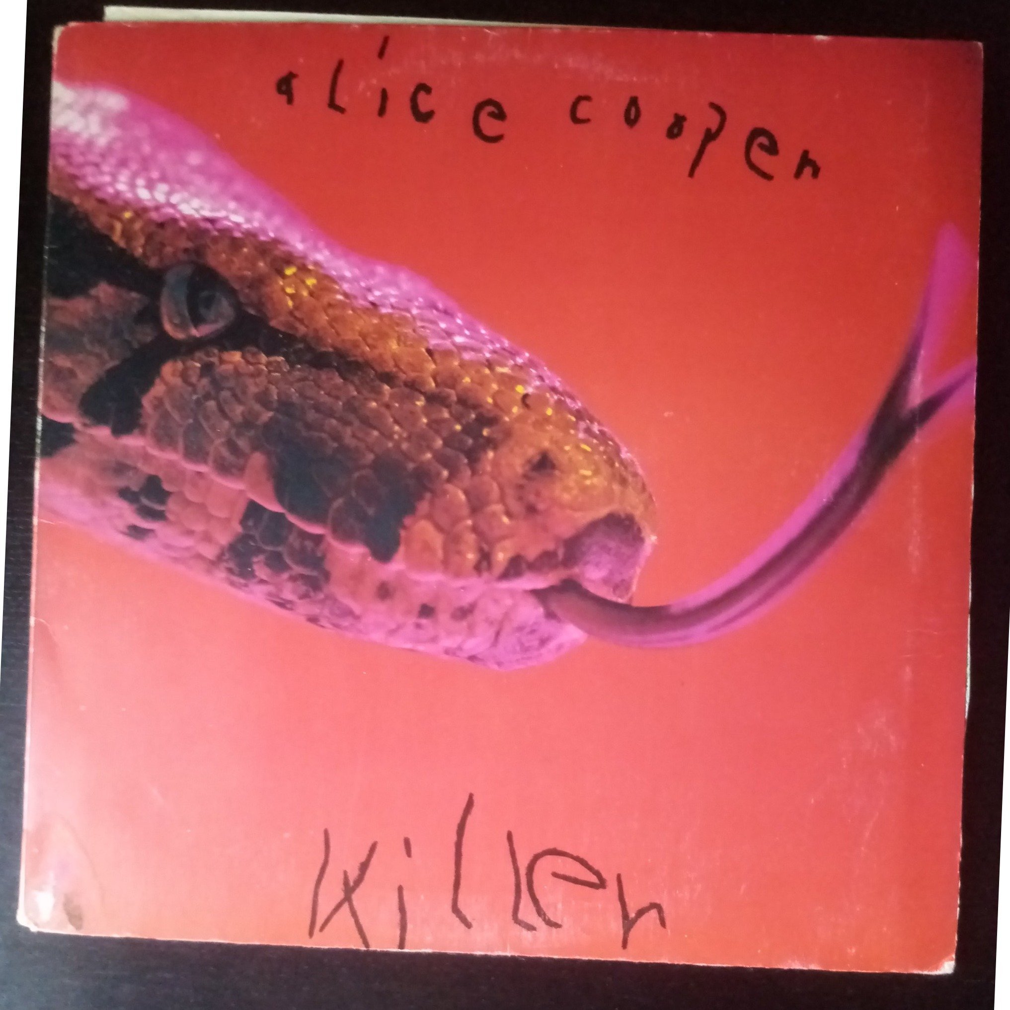 Se produkter som liknar Alice cooper killer på Tradera (557452982)