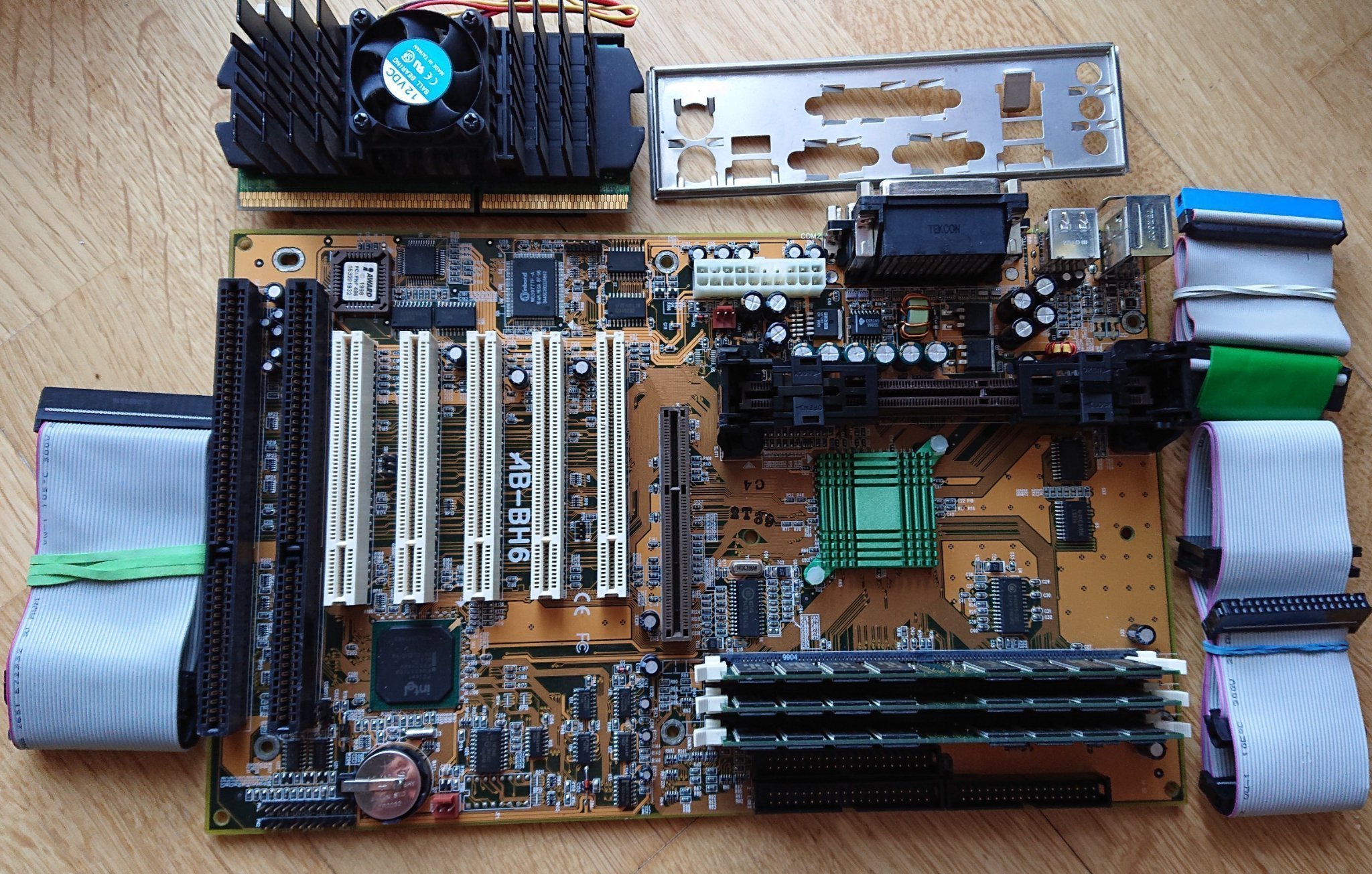 1998 Abit ABBH6,slot 1, 2x ISA, AGP, PCI + Pen.. (409555894) ᐈ Köp på