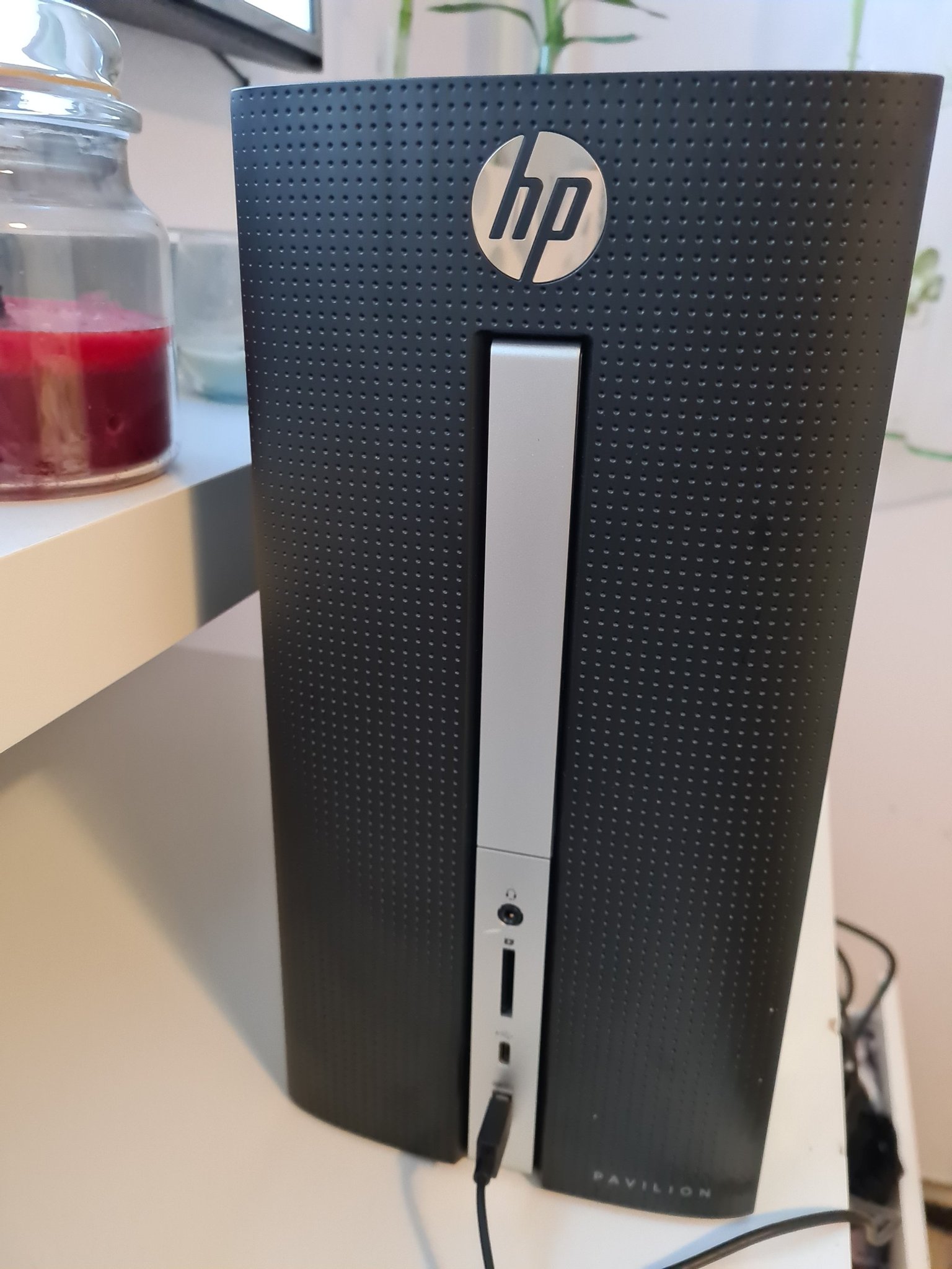 Hp pavilion desktop pc 570p0xx ssd m2 265/hd.. (449720767) ᐈ Köp på