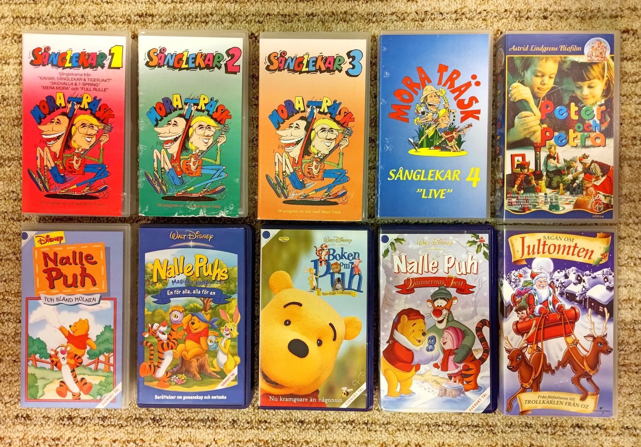 Se produkter som liknar 10 barnfilmer VHS Nalle Puh.. på Tradera (574269153)