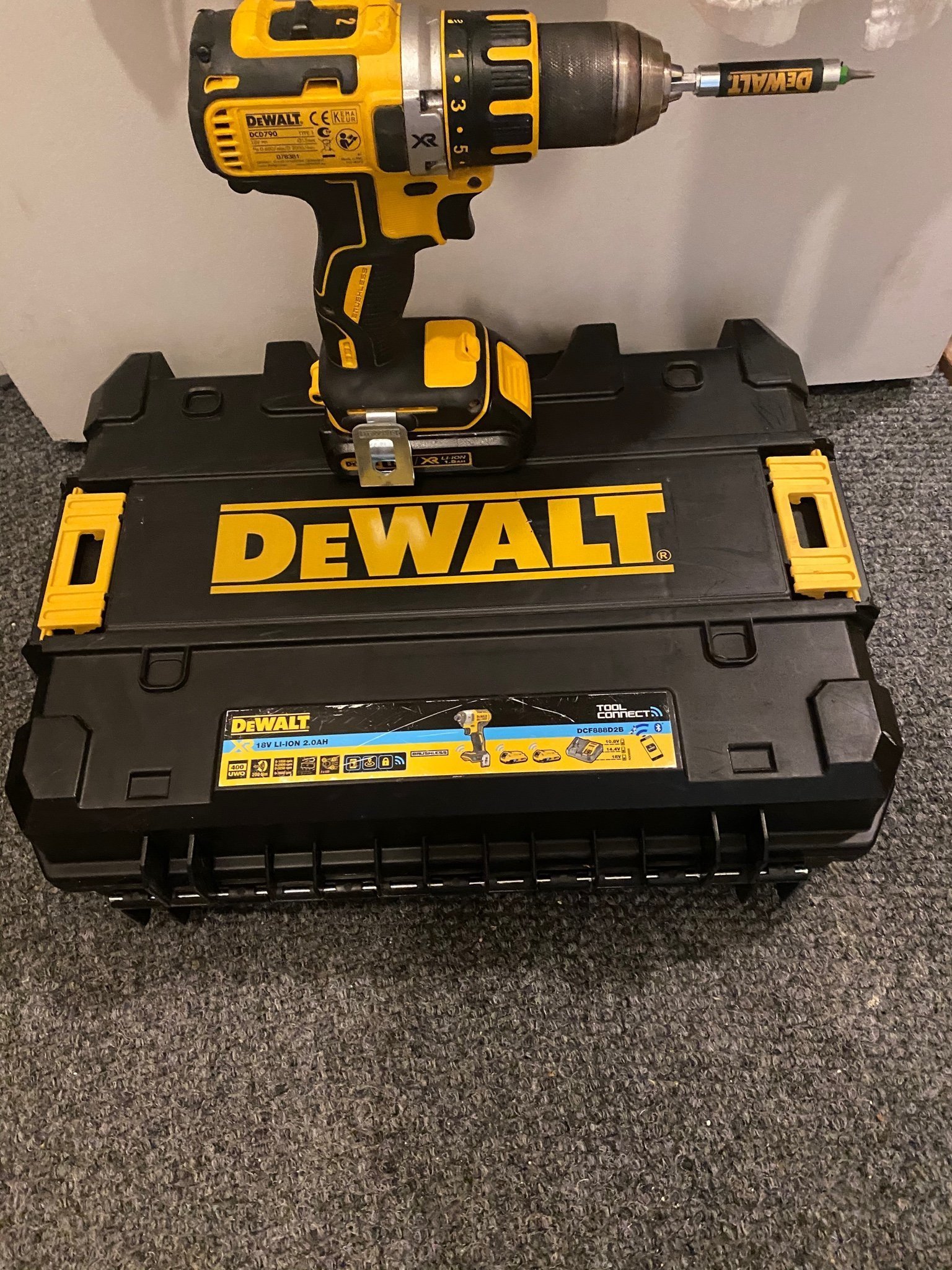 Dewalt DCD790 (419231637) ᐈ Köp på Tradera