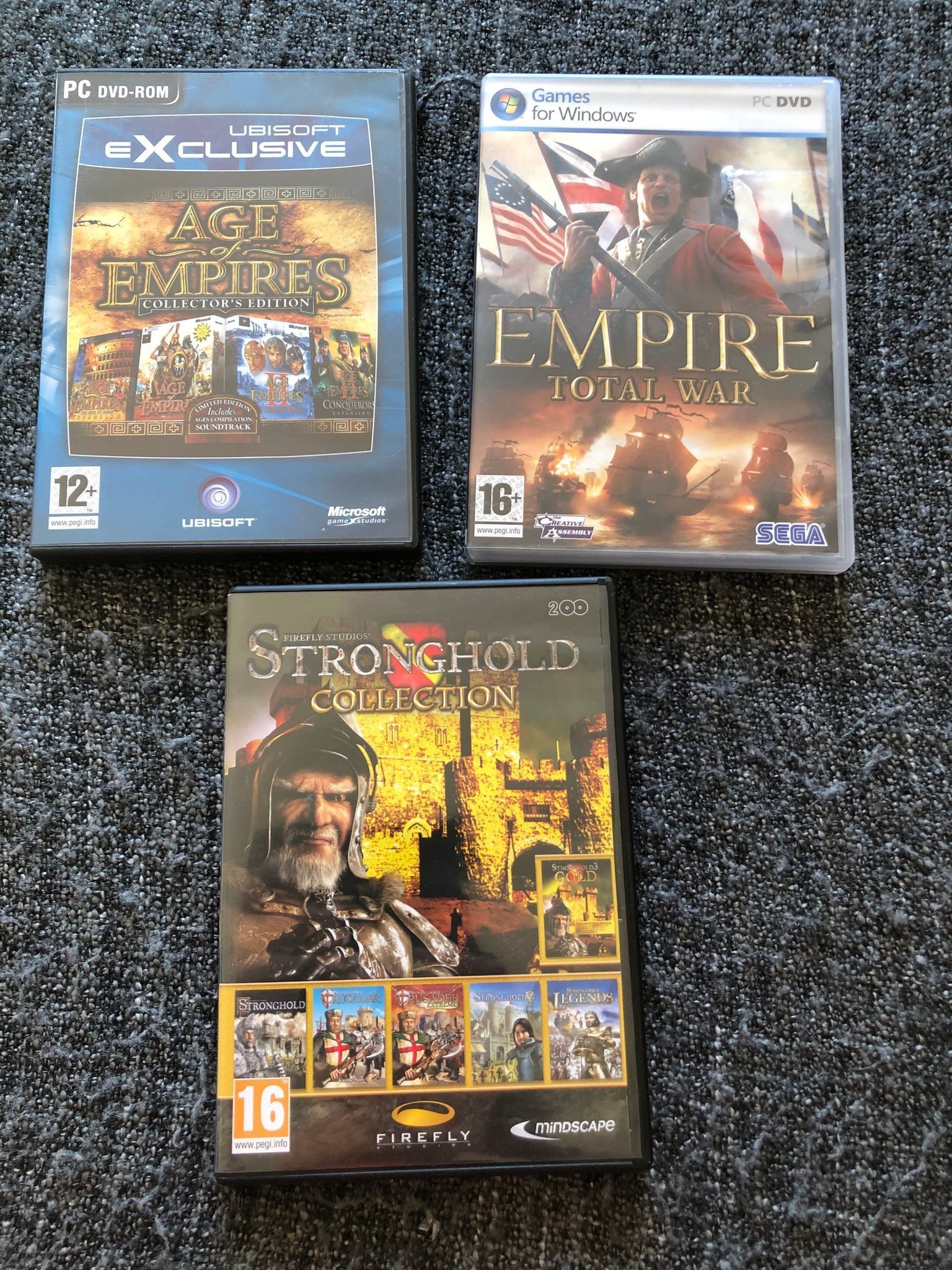 stronghold vs age of empires