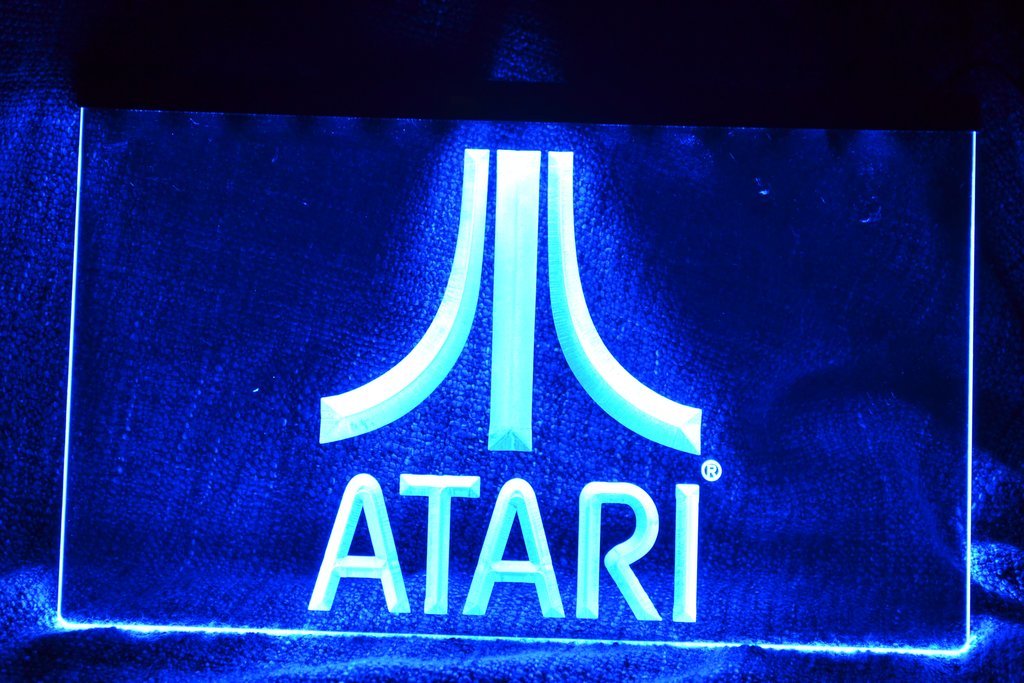 Atari Logo Blå LED Reklamskylt Skylt Hö.. (407256280) ᐈ ...